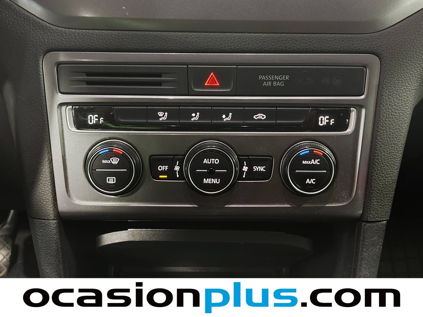 Equipamiento del Volkswagen Golf Sportsvan Volkswagen Golf Sportsvan Special Edition 1.2 TSI BMT (110 CV)