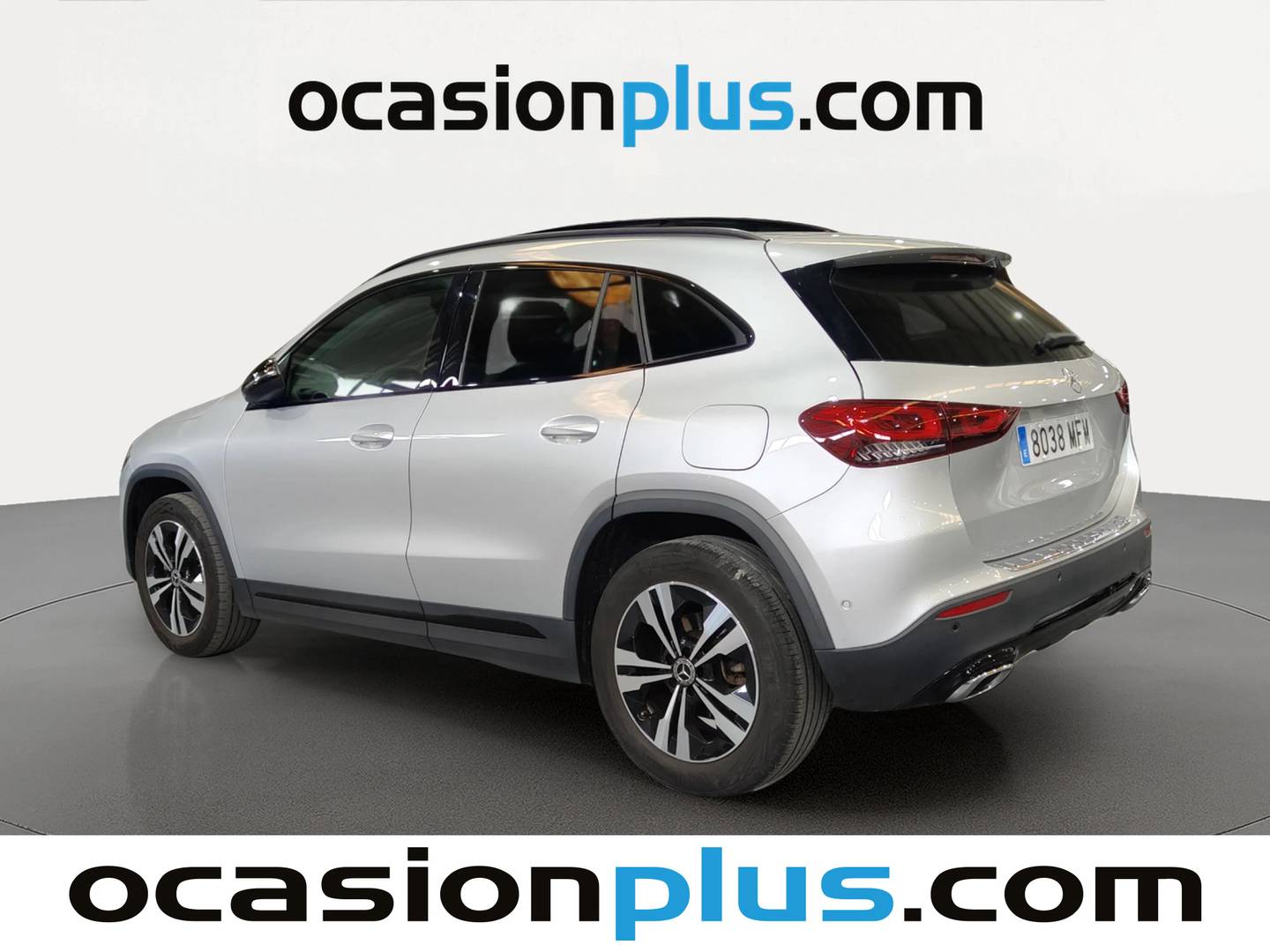 Foto trasera Mercedes GLA Mercedes GLA 200 (163 CV) izquierda