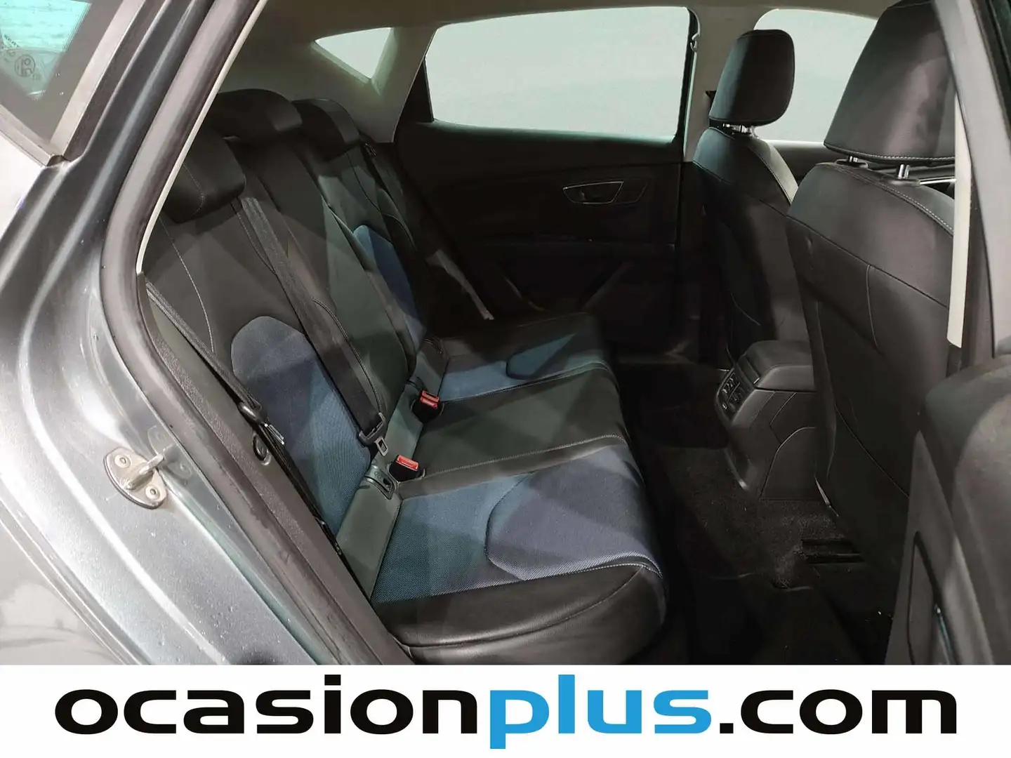 Foto Seat León SEAT León 1.6 TDI S&S Style Connect Plus (110 CV)