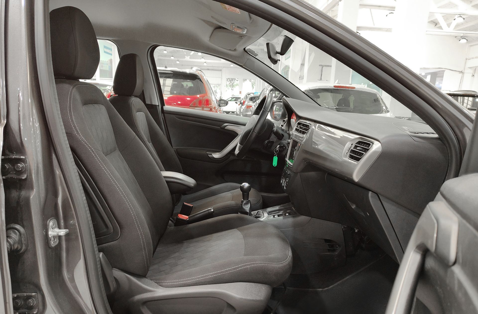 Citroën C-Elysée PureTech 82 Shine - foto 17