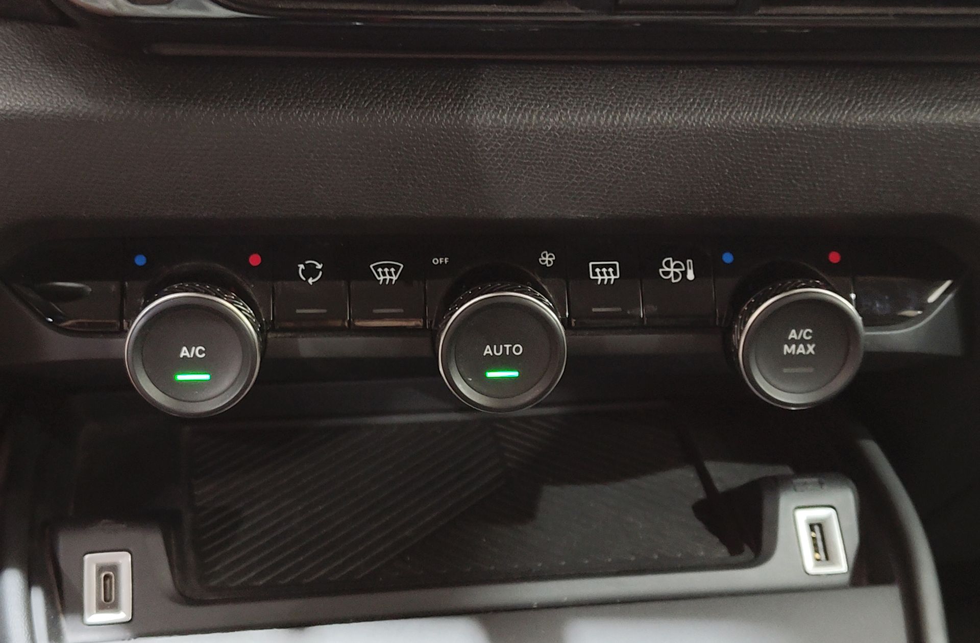 Citroën C4 PureTech 130 Shine - foto 38