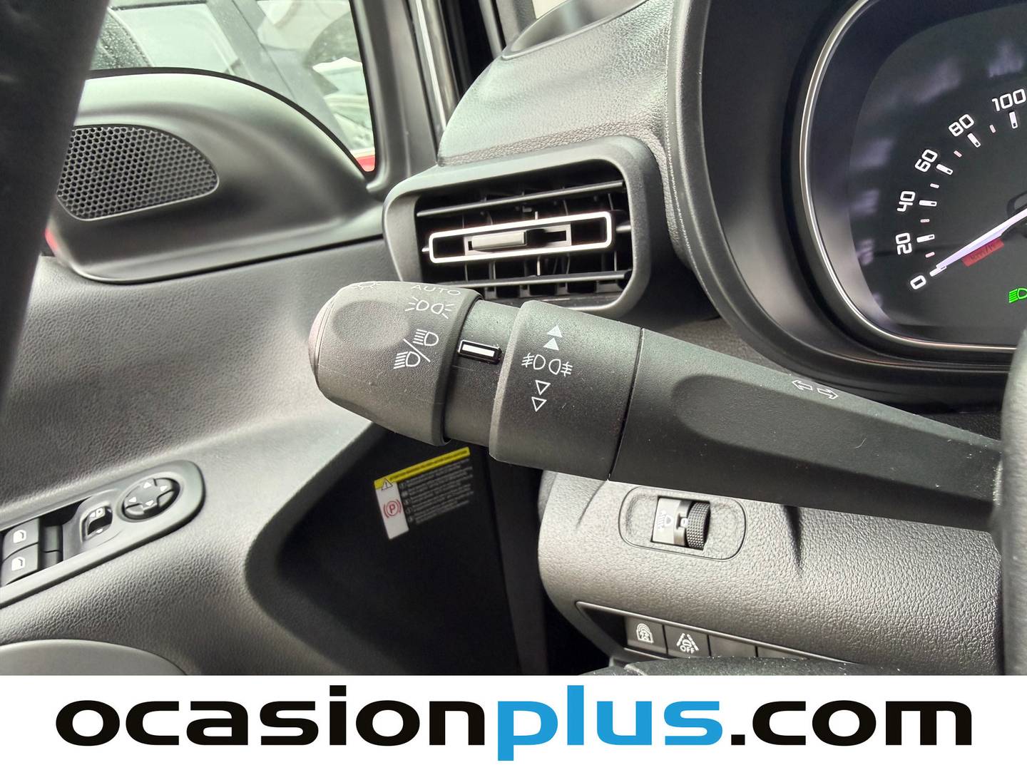 Foto Toyota Proace City Verso Toyota Proace City Verso 1.5D Family Active L2 (131 CV) 7 Plazas