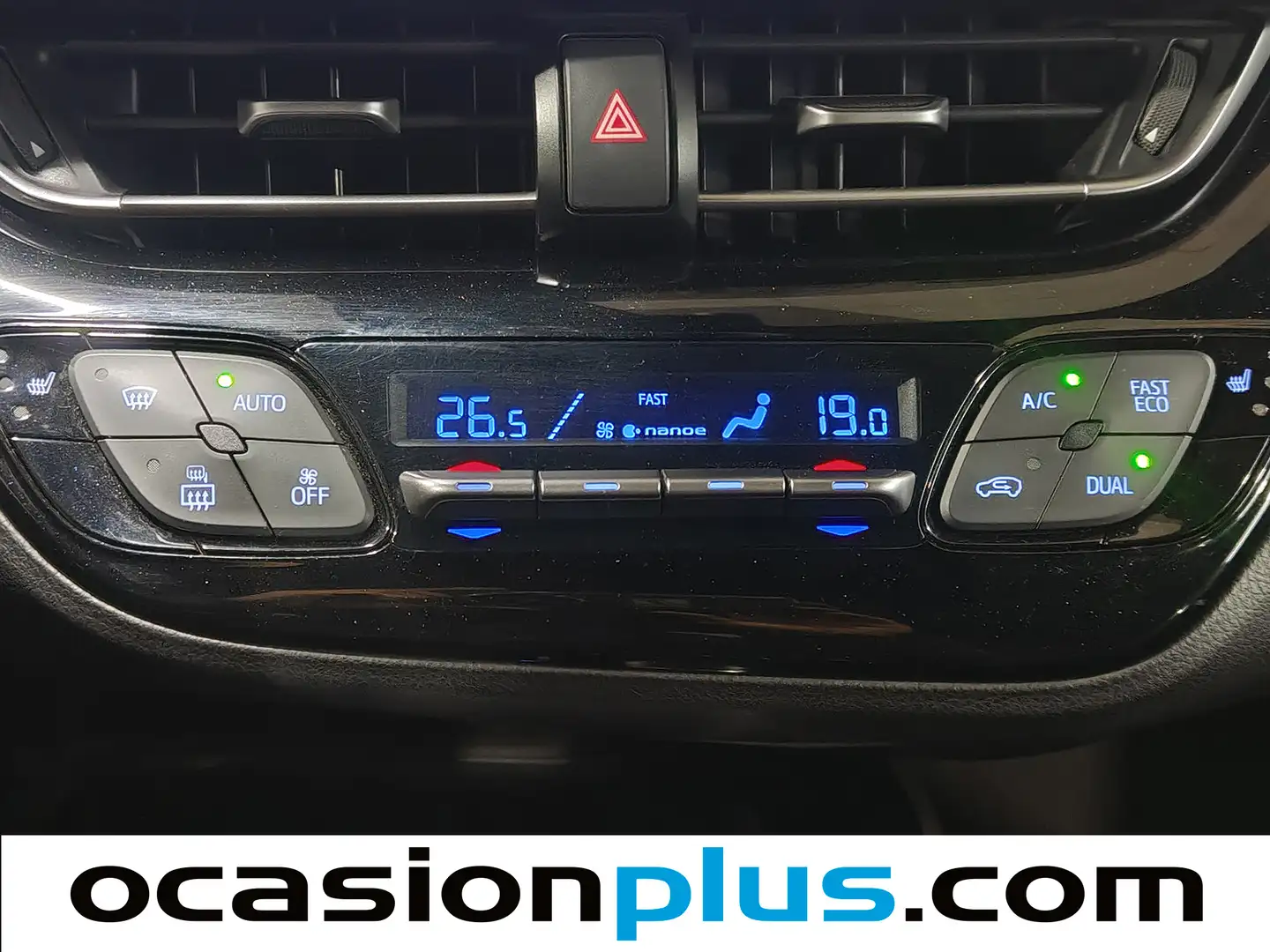 Foto Toyota C-HR Toyota C-HR 1.8 125H Advance (122 CV)