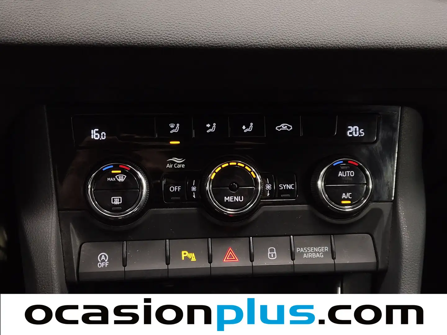 Foto Skoda Karoq Skoda Karoq 2.0 TDI Selection (115 CV)