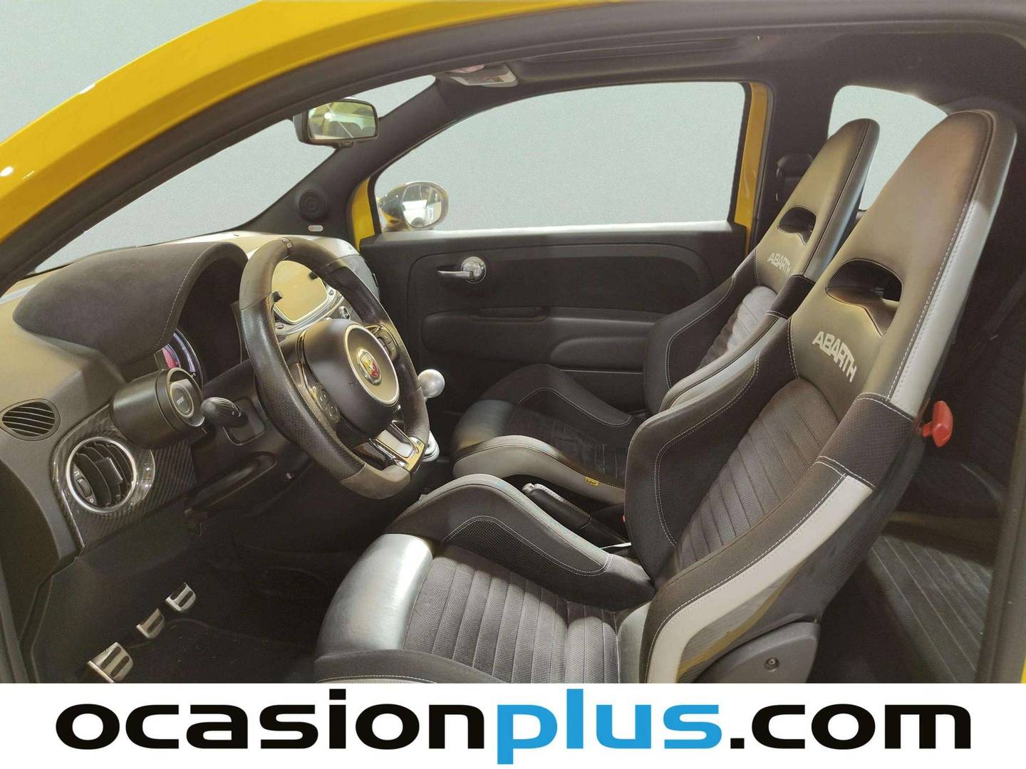 Foto asientos delanteros Abarth 500 Abarth 500 1.4 16v T-Jet 595 Competizione (180 CV)
