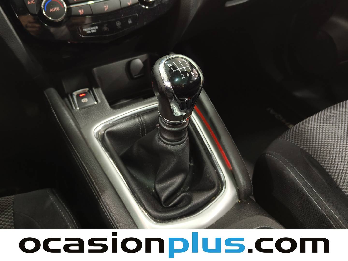 Nissan QASHQAI Nissan Qashqai 1.6 dCi N-Connecta 4x2 (130 CV) de segunda mano