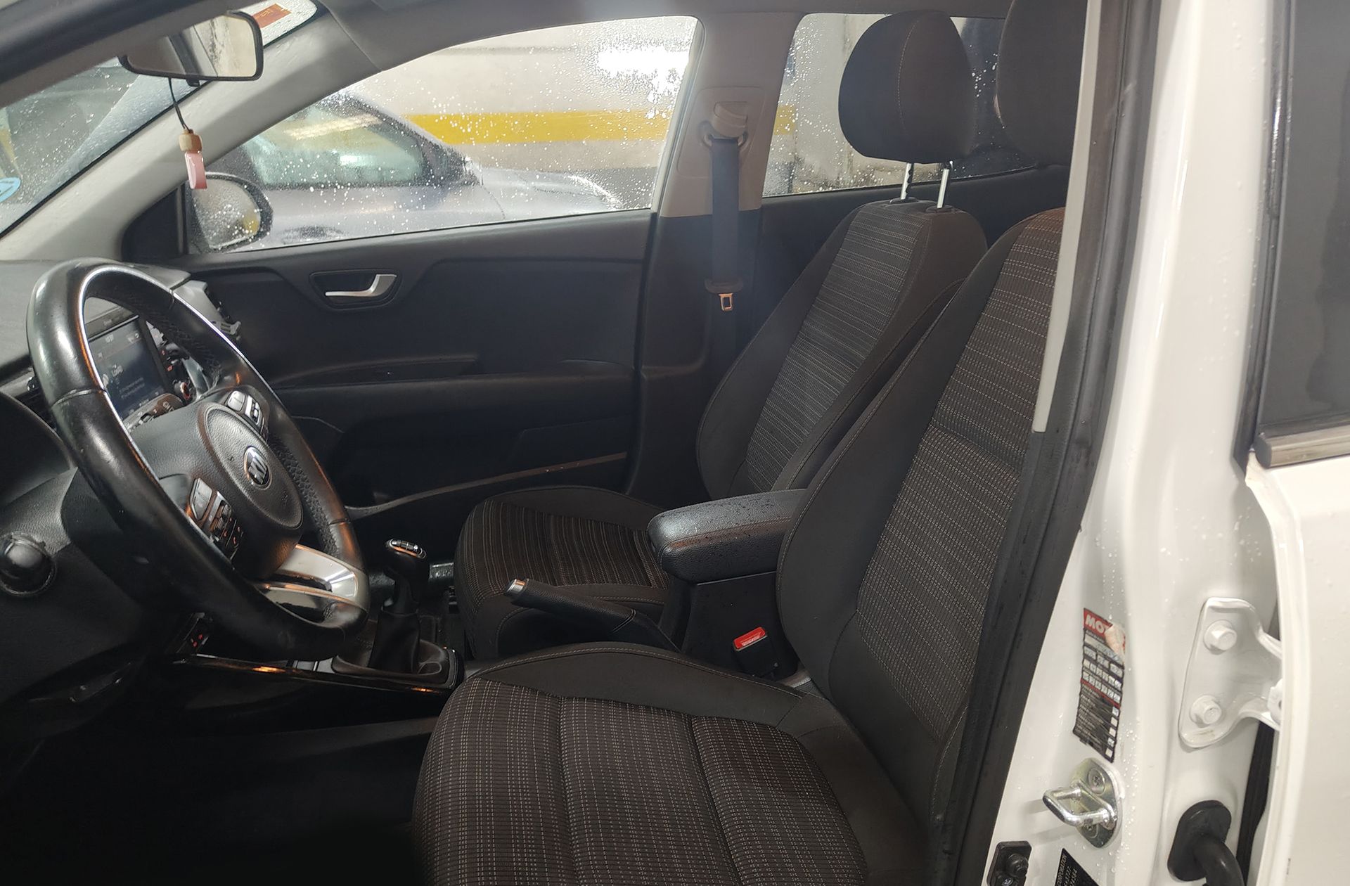 Kia Stonic 1.6 CRDi VGT Drive - foto 10