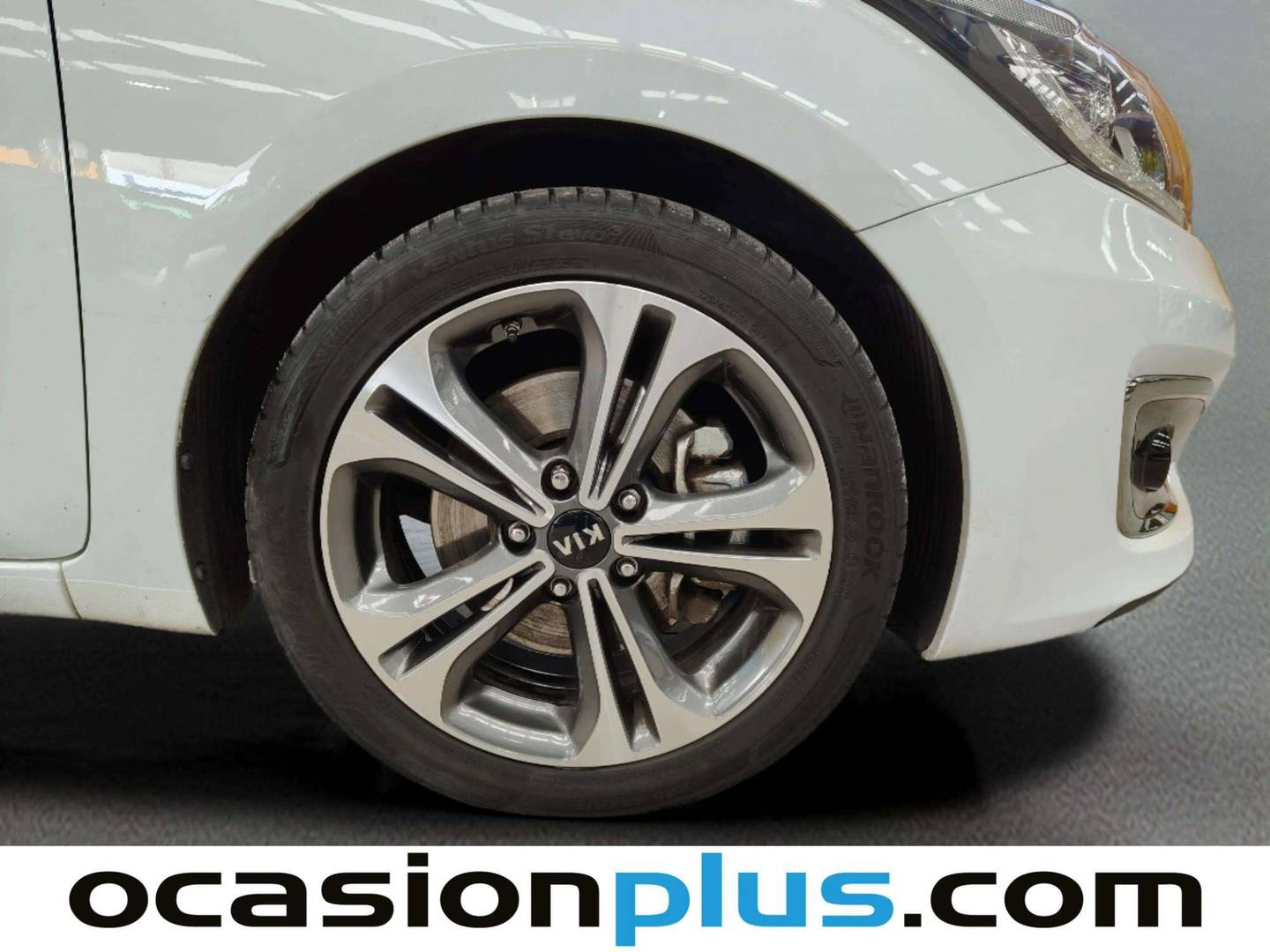 Foto KIA Ceed Kia Ceed 1.6 CRDi VGT x-Tech17 1(136 CV)