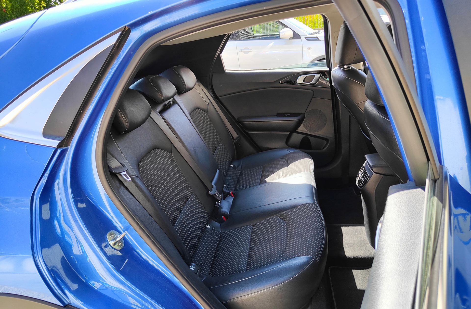 Kia XCeed 1.6 MHEV iMT Tech - foto 18