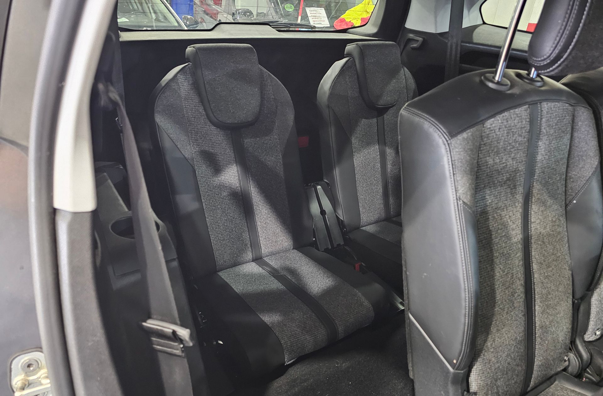 Peugeot 5008 PureTech 130 Allure 7 plazas - foto 6