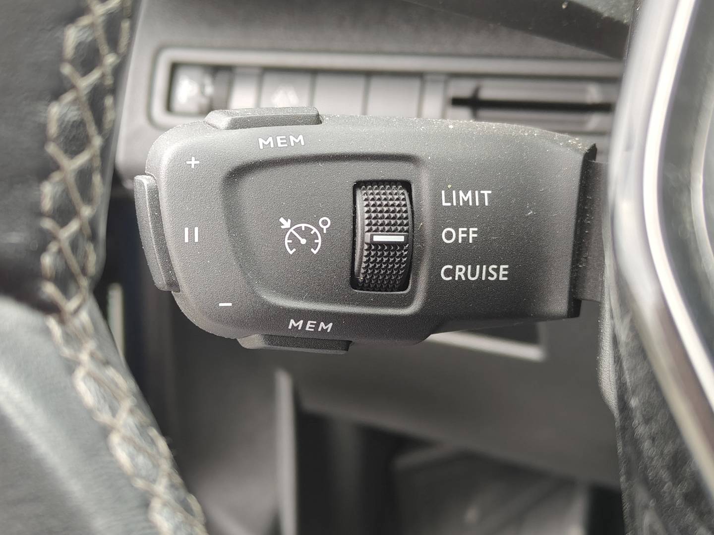 Foto Peugeot 5008 Peugeot 5008 PureTech 130 S&S Allure Pack EAT8 (130 CV) 7 Plazas