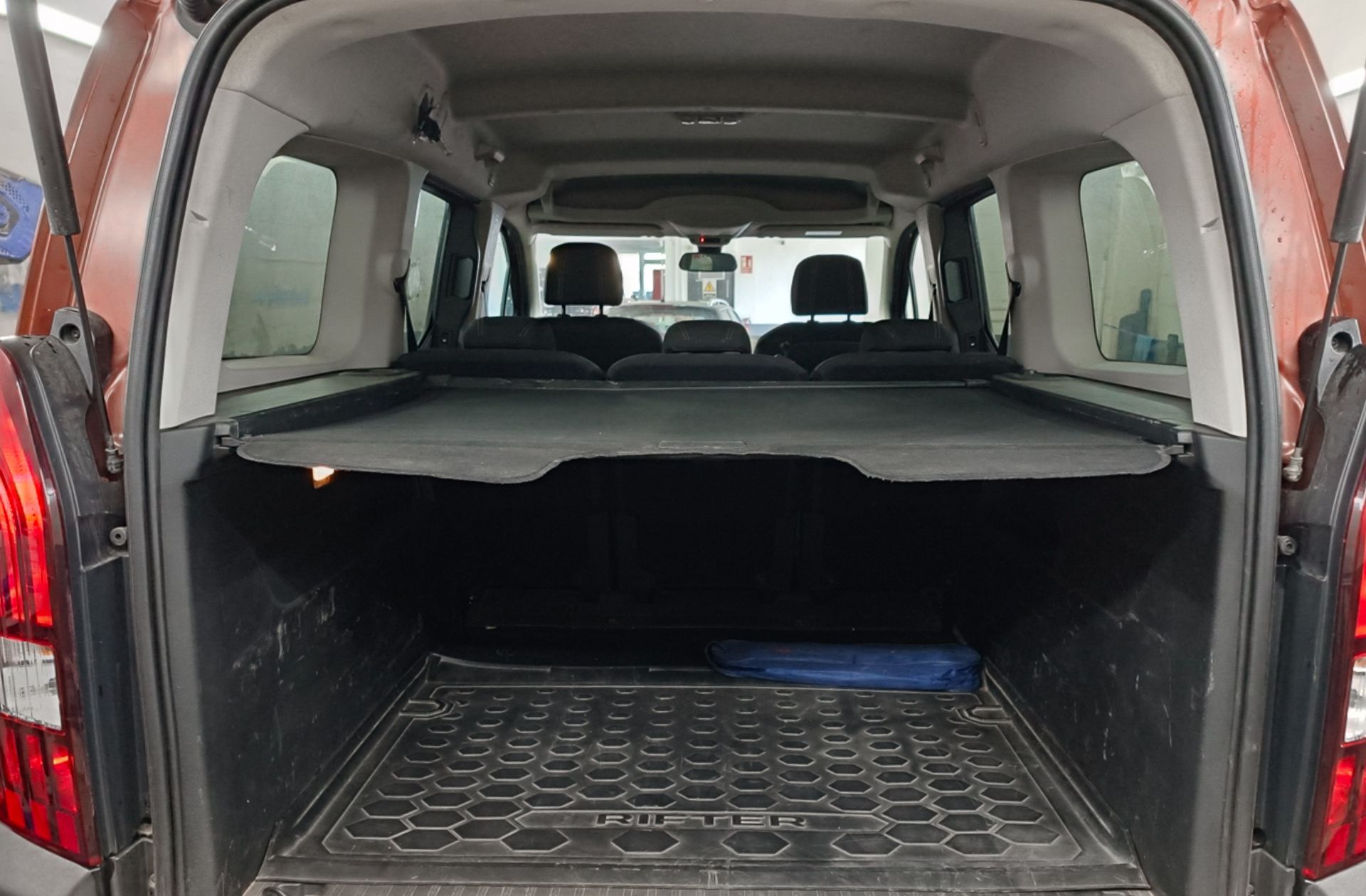 Peugeot Rifter BlueHDi 130 GT Line Long - foto 16