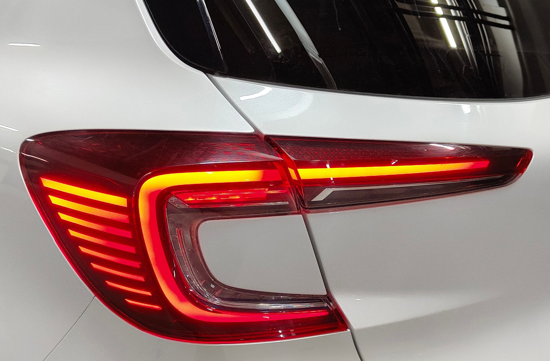 Renault Captur Zen E-Tech Híbrido enchufable - foto 18