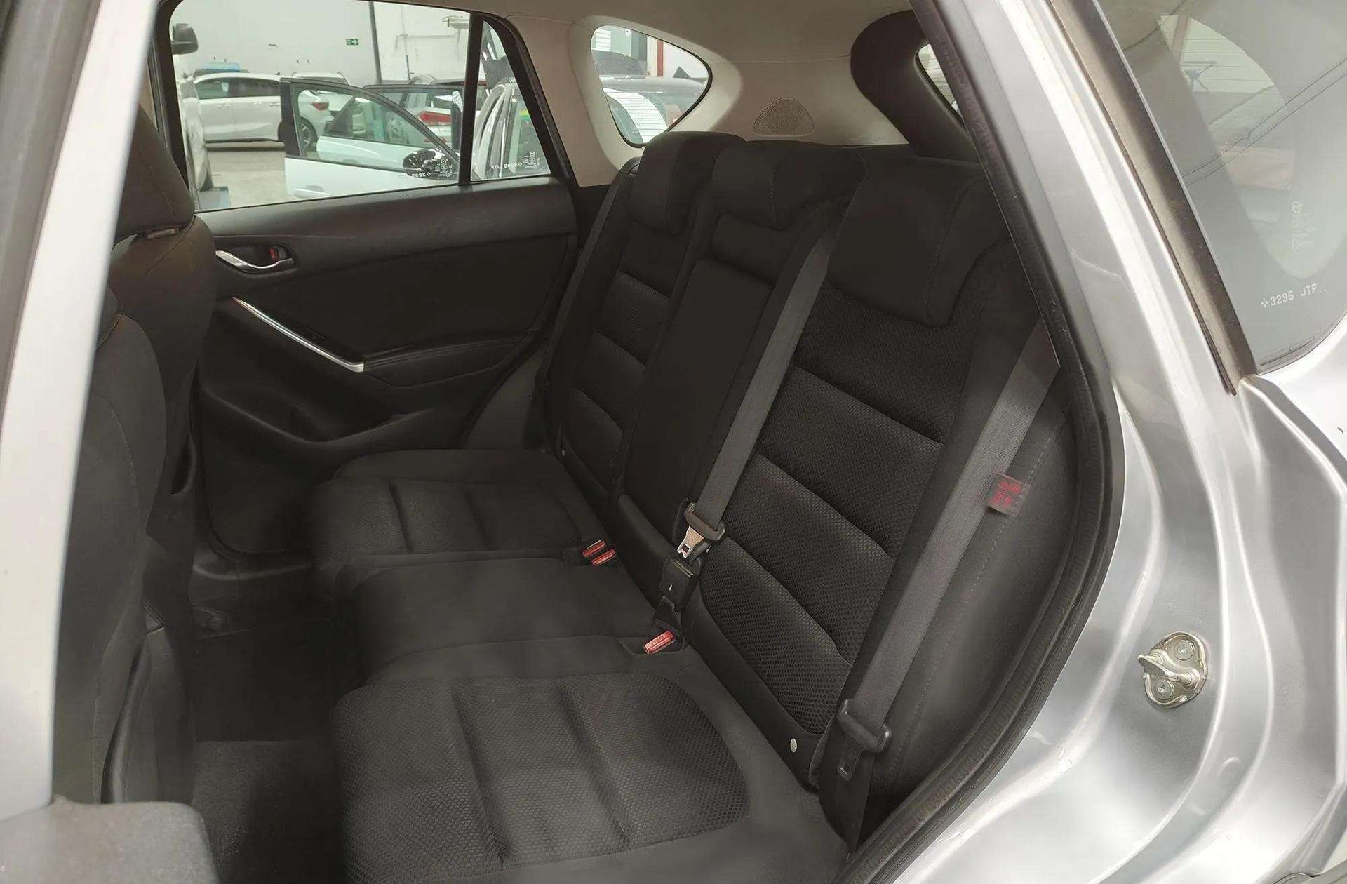 Mazda CX-5 2.2 DE Luxury 4WD - foto 13