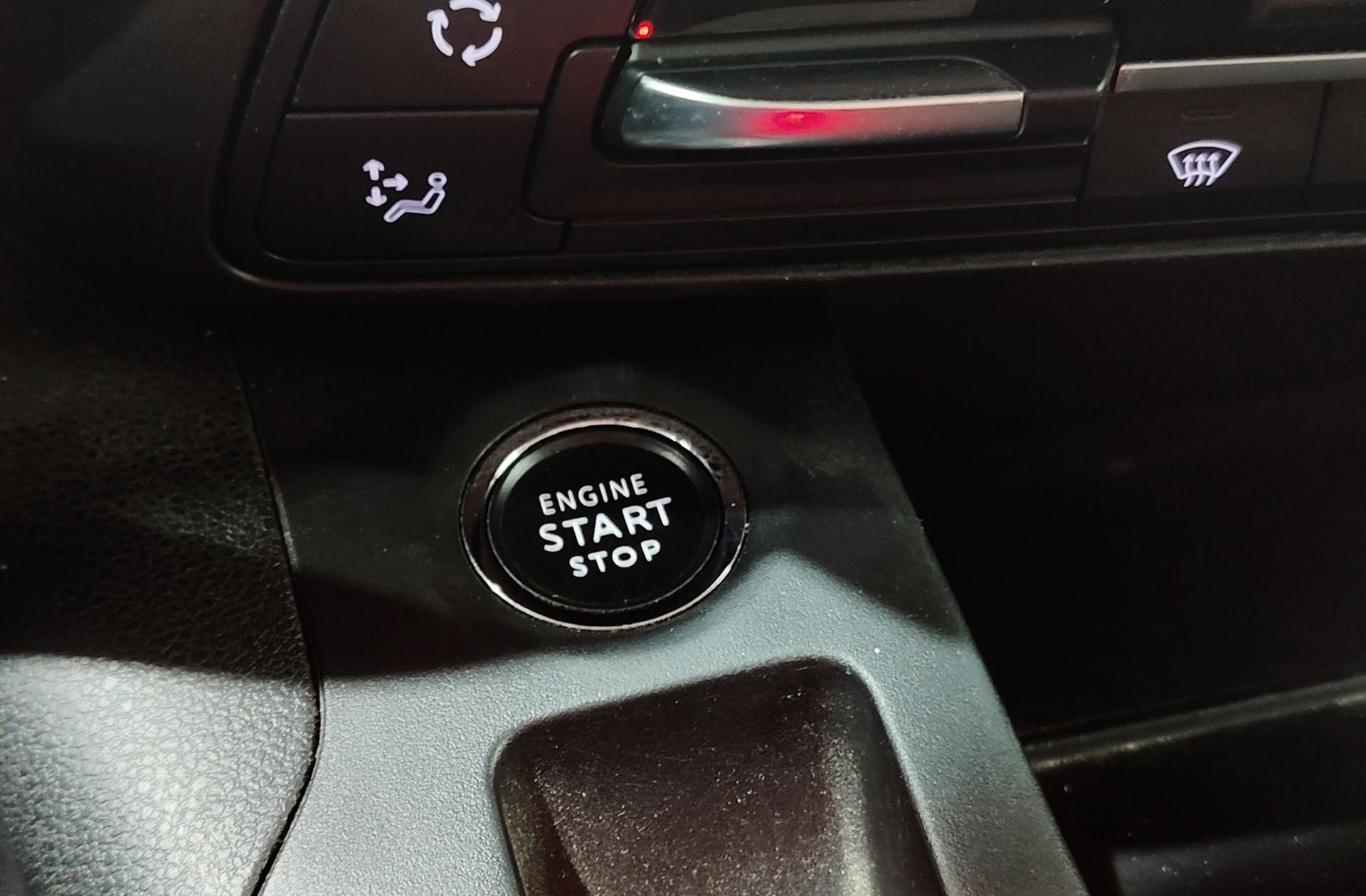 Citroën Berlingo BlueHDi 130 Talla XL Shine EAT8 7 plazas - foto 40