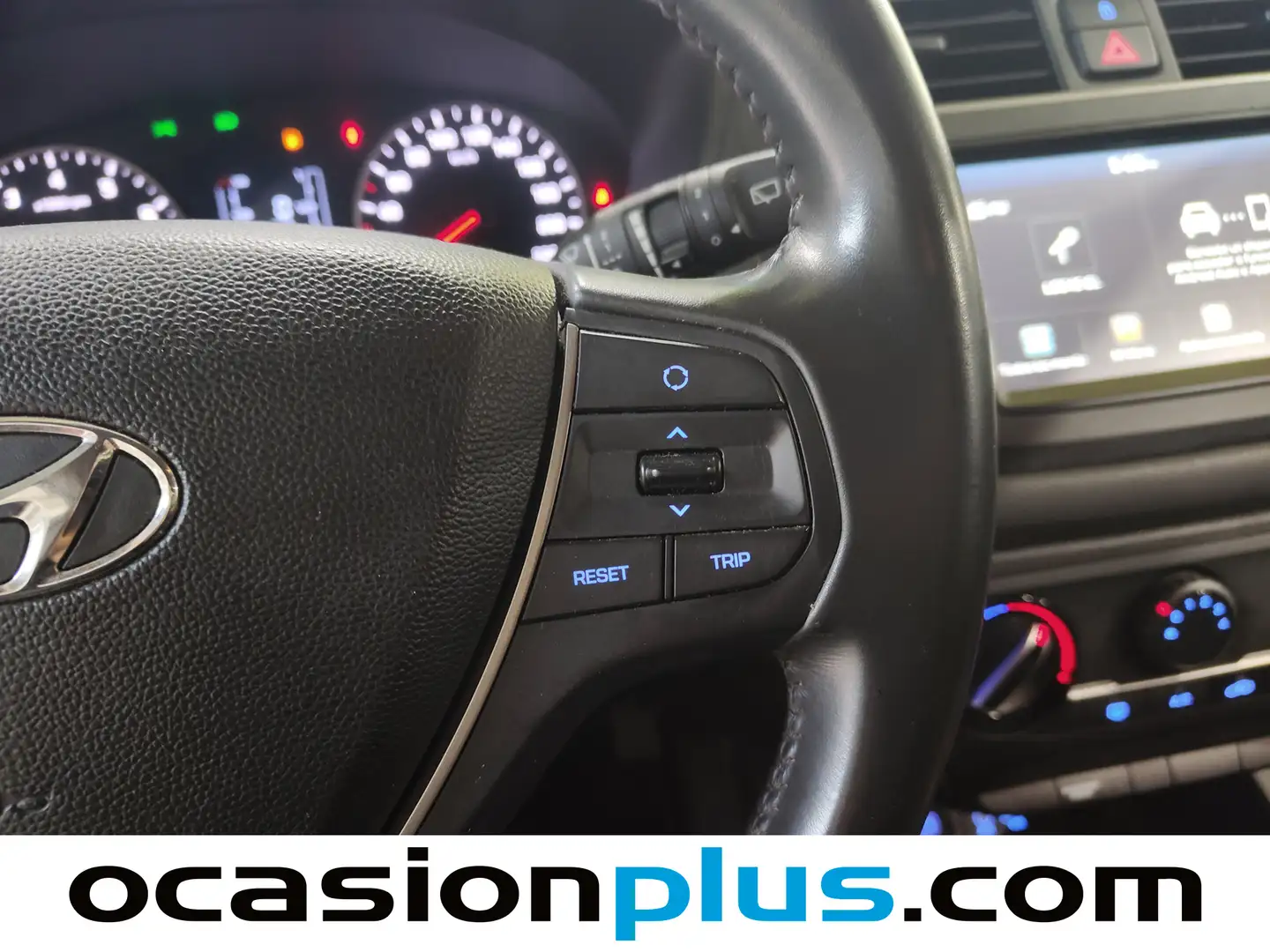 Foto Hyundai i20 Hyundai i20 1.2 MPI Essence LE (75 CV)