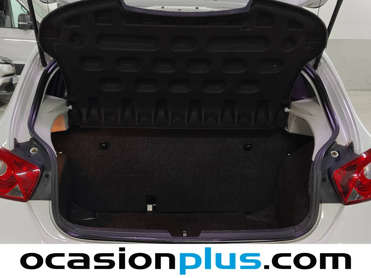 Fotos maletero Seat Ibiza Seat Ibiza 1.2 12v Reference (70 CV)