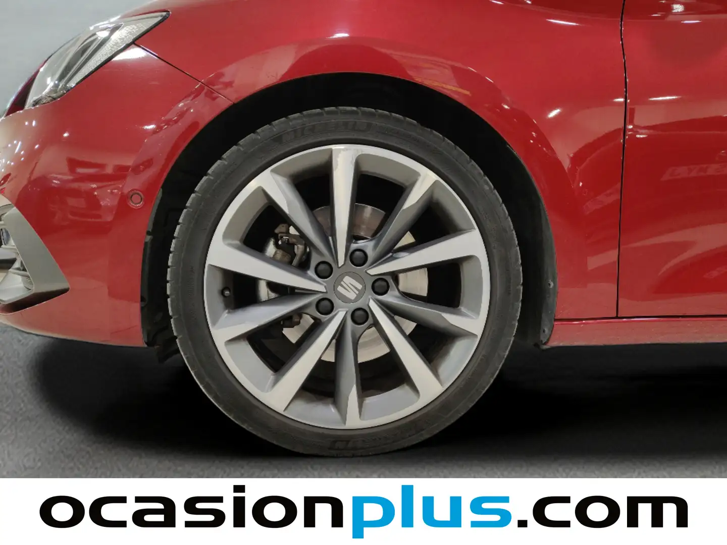 Foto Seat León SEAT León 1.5 eTSI S&S FR Go L DSG (150 CV)