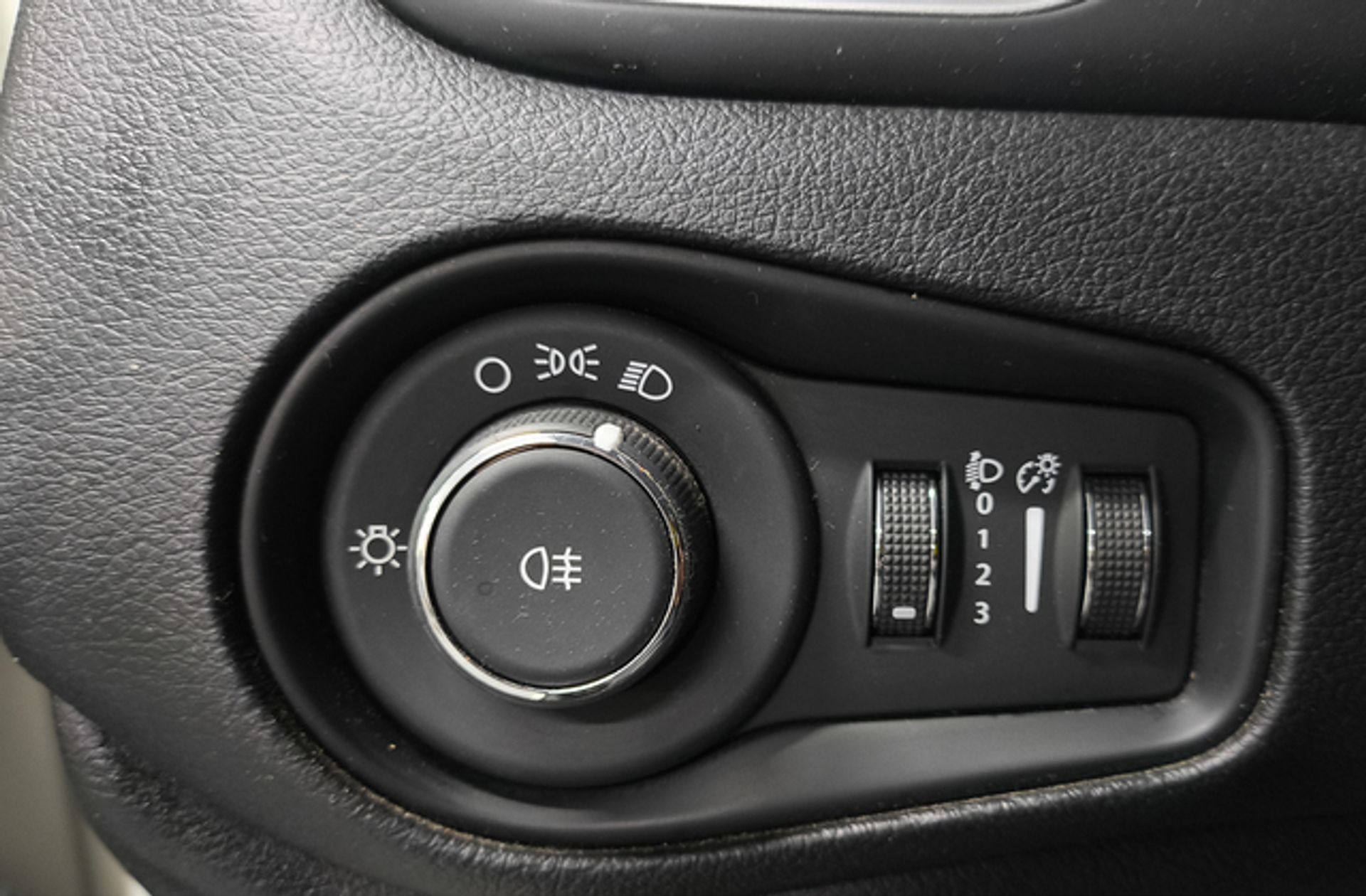 Jeep Renegade 1.0G Sport 4x2 - foto 19