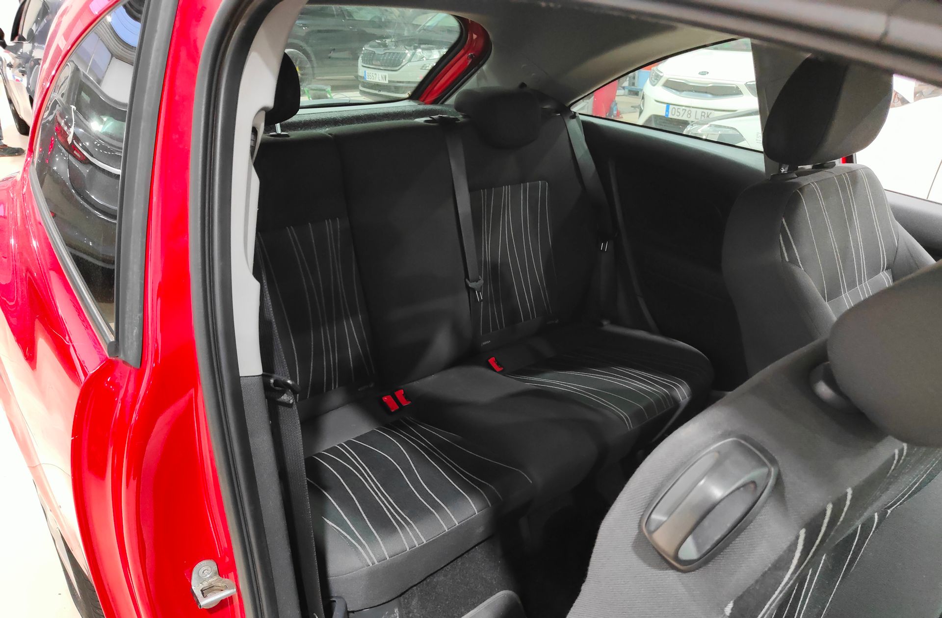 Opel Corsa 1.4 111 Years - foto 12