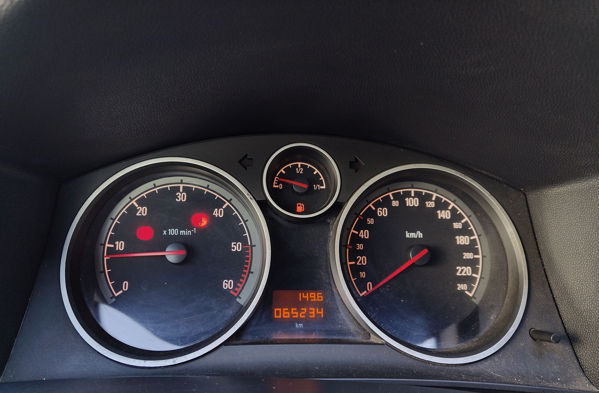 Opel Astra Cabrio 1.9 CDTI Twin Top Cosmo - foto 26