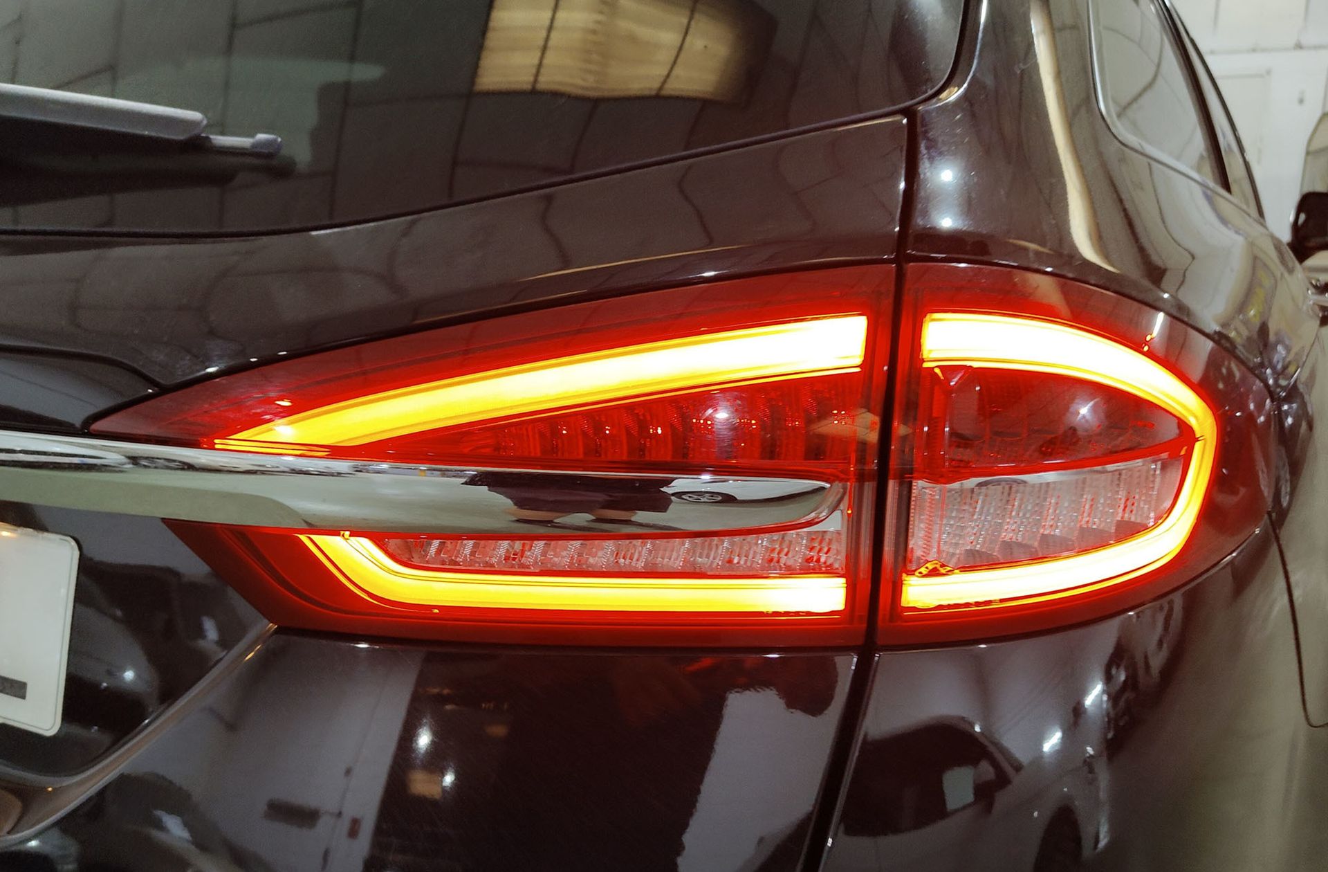 Ford Mondeo SportBreak 2.0 Híbrido Hev Titanium - foto 20