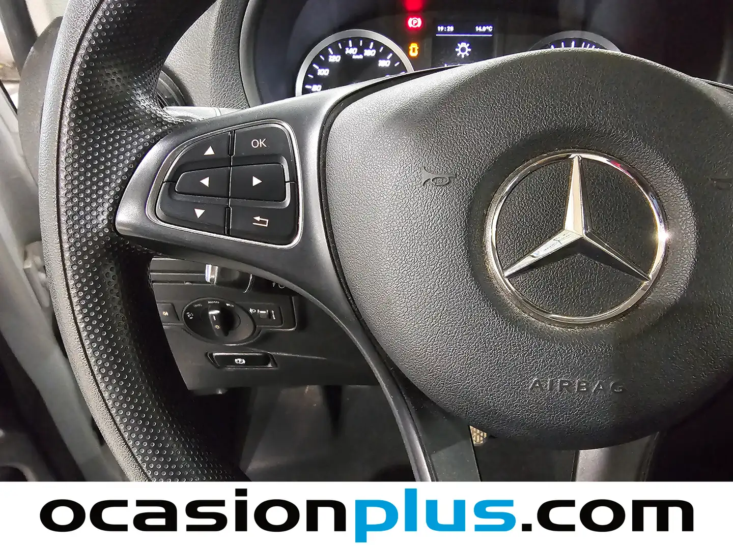 Foto Mercedes Vito Mercedes-Benz Vito 114 CDI Tourer Pro Larga AT (136 CV) 9 PLAZAS