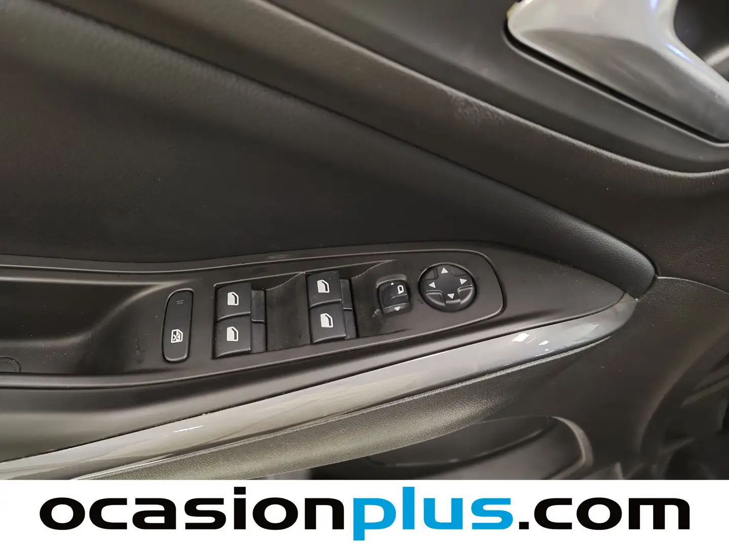 Foto Opel Grandland X Opel Grandland X 1.2 Turbo 120 Aniversario (130 CV)