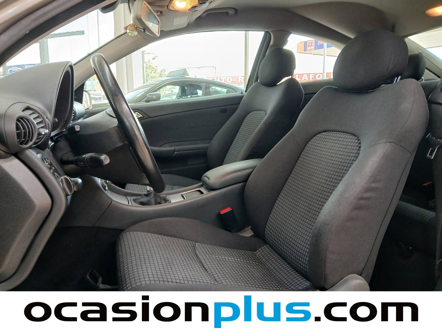 Foto asientos delanteros Mercedes Clase C Mercedes Clase C C Sportcoupe 200 CDI Sport Edition (122 CV)