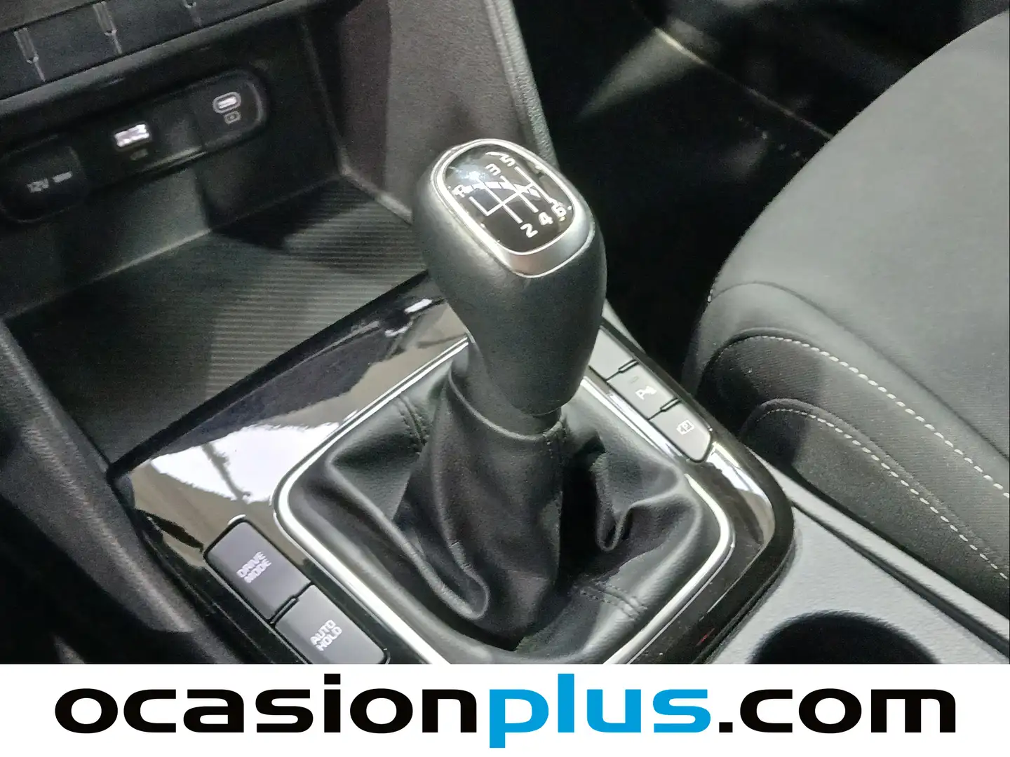 Foto KIA Sportage Kia Sportage 1.6 T-GDi MHEV Drive 4x2 (160 CV)