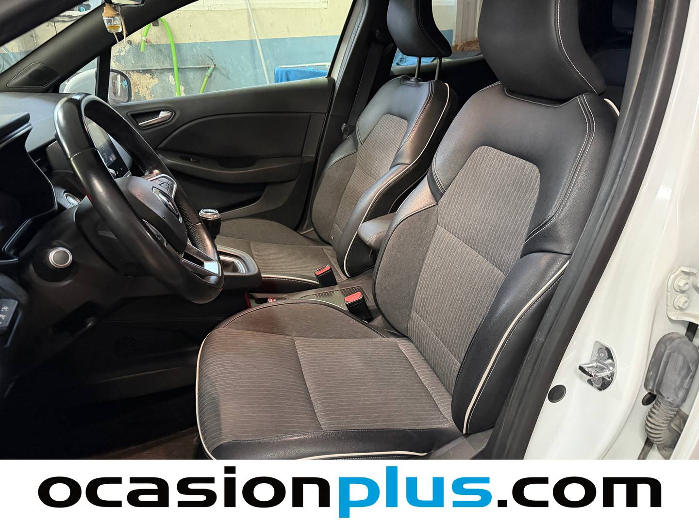 Foto asientos delanteros Renault Clio Renault Clio Zen TCe 74 kW (100 CV) GPF