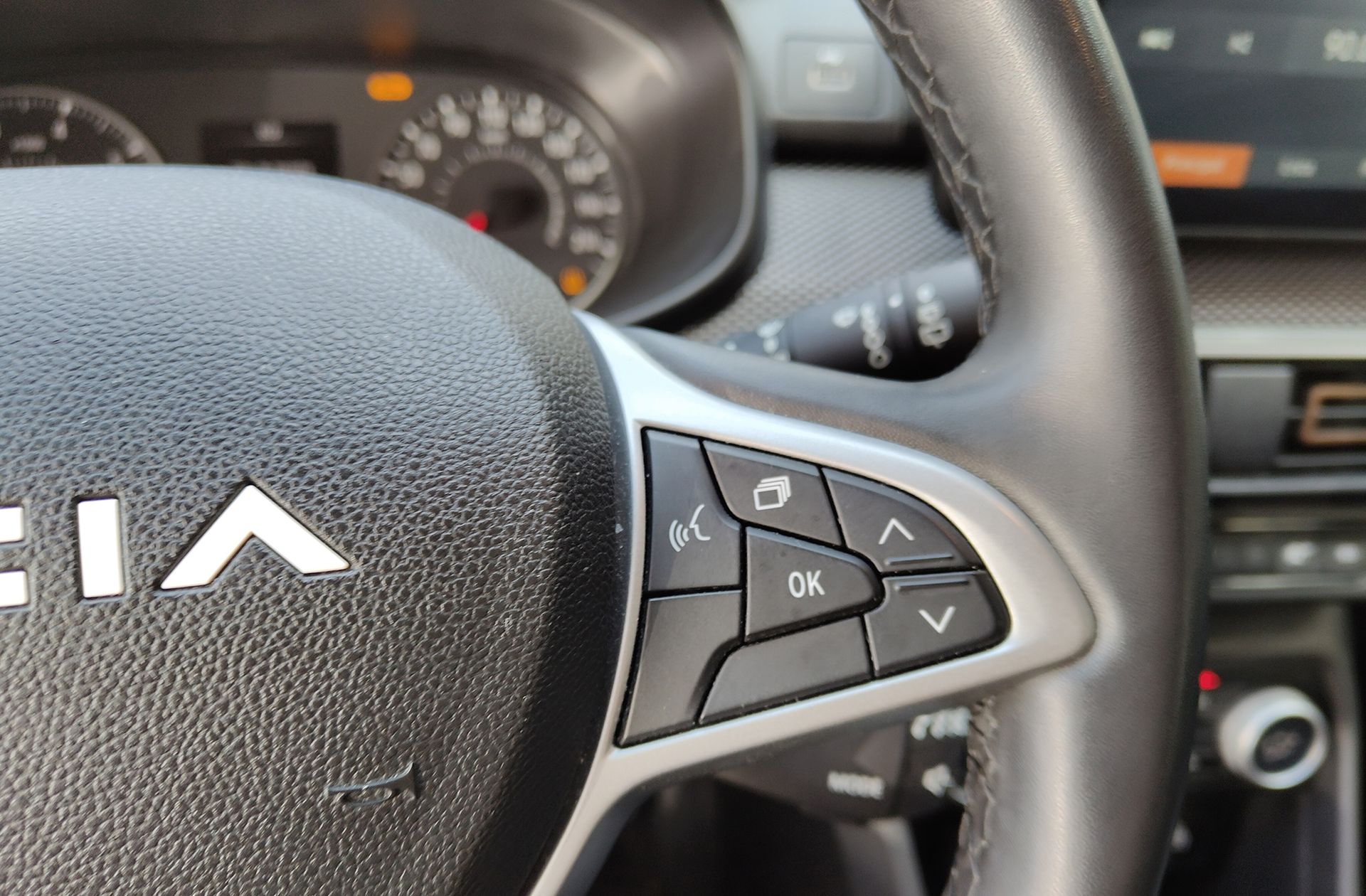 Dacia Sandero Stepway Expression TCe - foto 24
