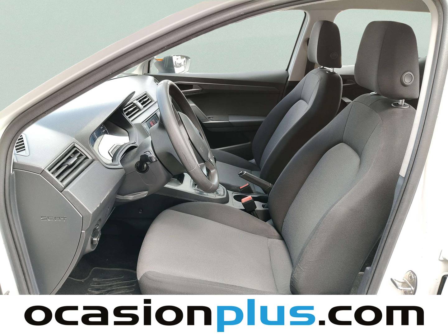 Foto asientos delanteros Seat Ibiza SEAT Ibiza 1.0 TGI GNC Reference Plus (90 CV)