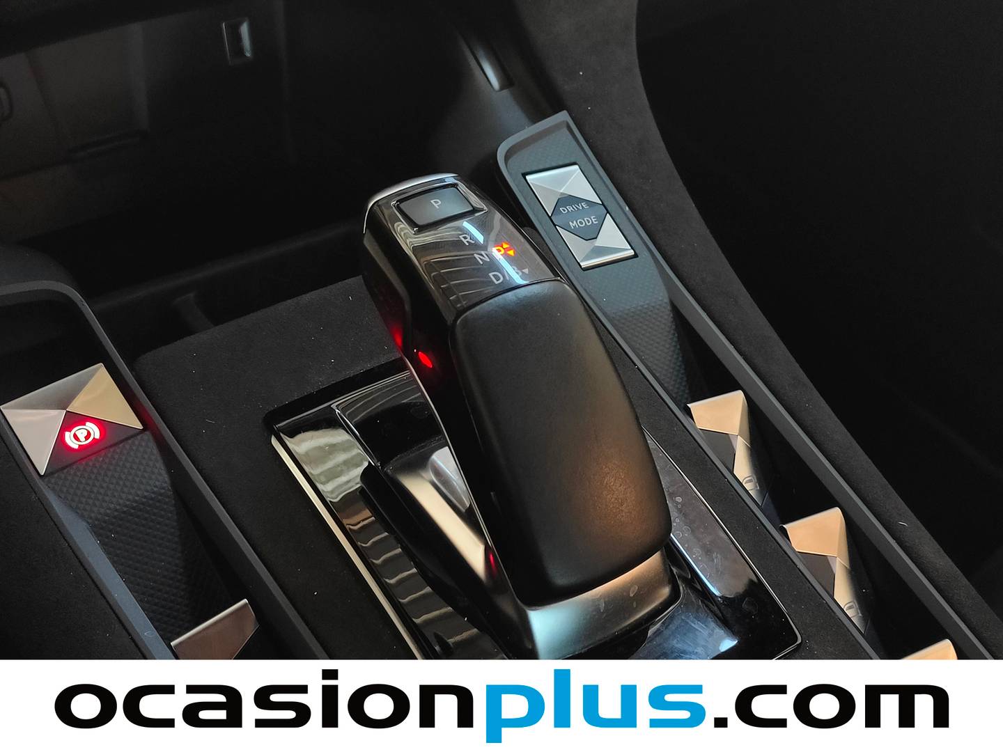 DS DS 7 Crossback DS DS7 Crossback E-Tense 300 Rivoli 4WD Auto (300 CV) de segunda mano