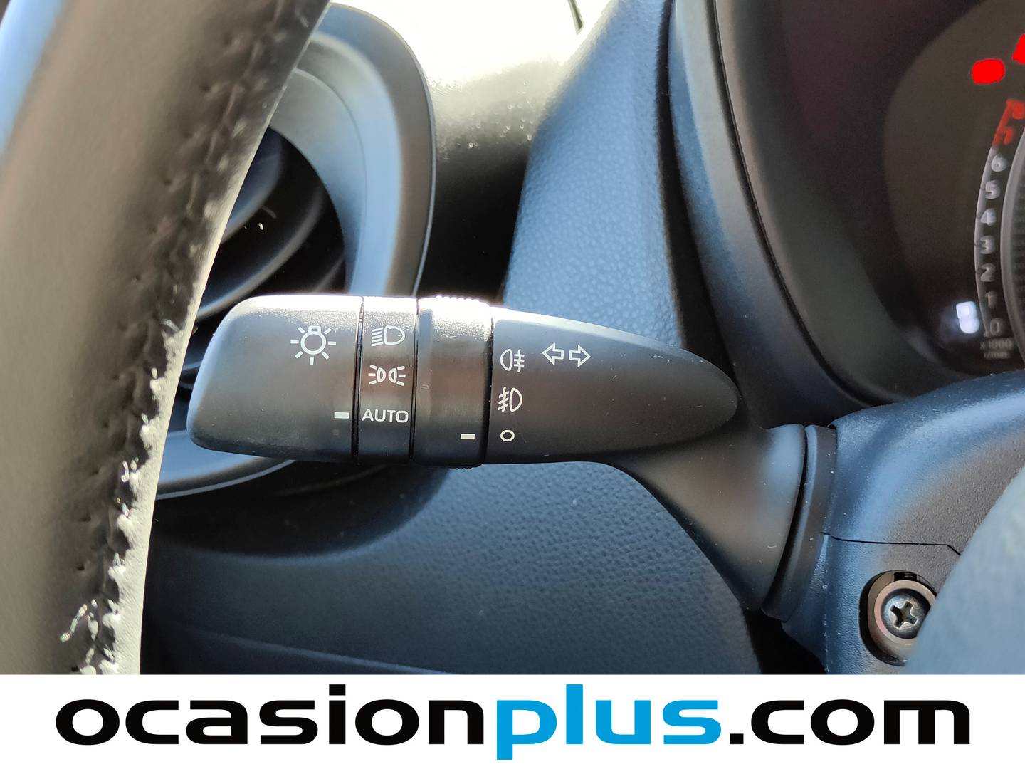 Foto Toyota Aygo X Cross Toyota Aygo X Cross 1.0 VVT-I Play  (72 CV)