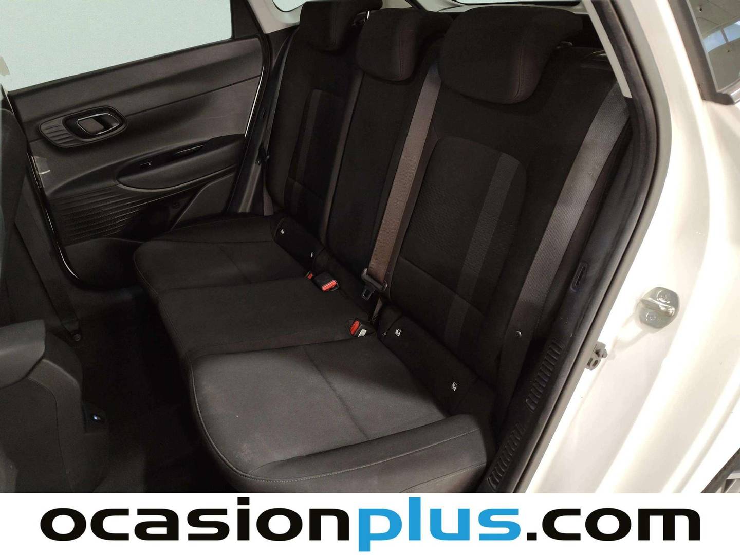 Foto asientos traseros Hyundai i20 Hyundai i20 1.0 TGDI 48V Tecno DCT (100 CV)