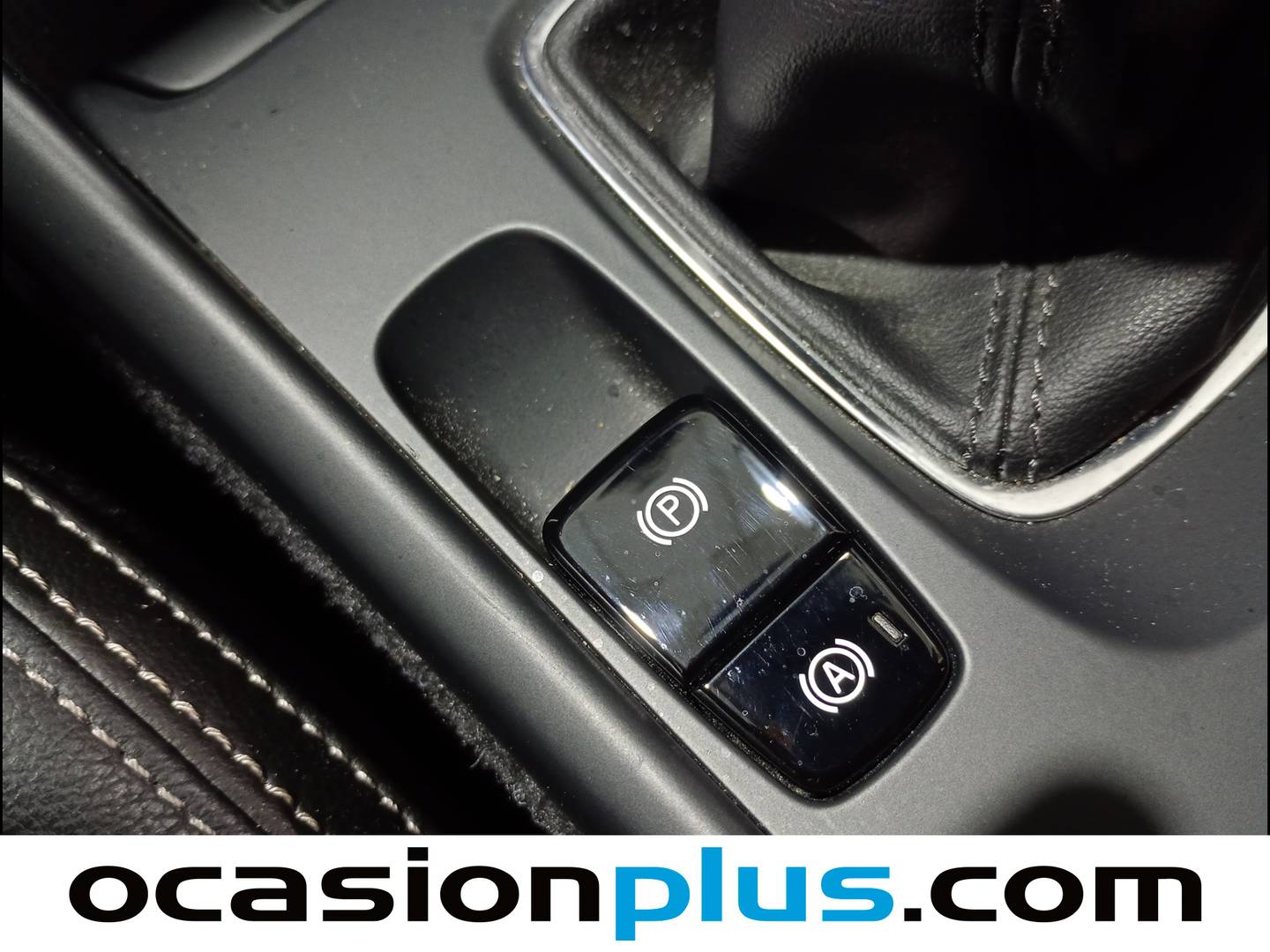 Foto Volvo XC40 Volvo XC40 T3 Momentum (156 CV)