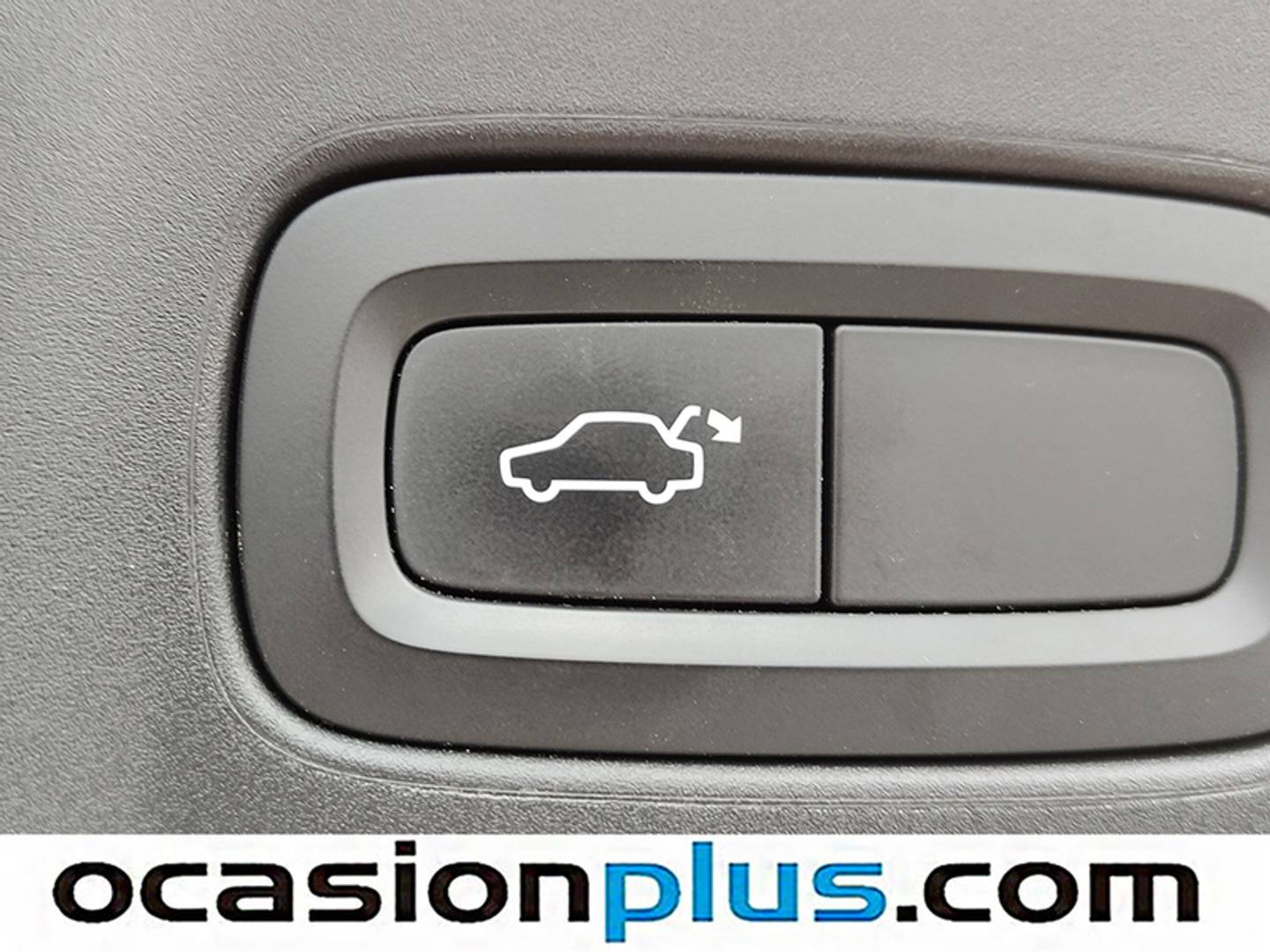 Foto Volvo V90 Volvo V90 D4 Momentum Auto (190 CV)