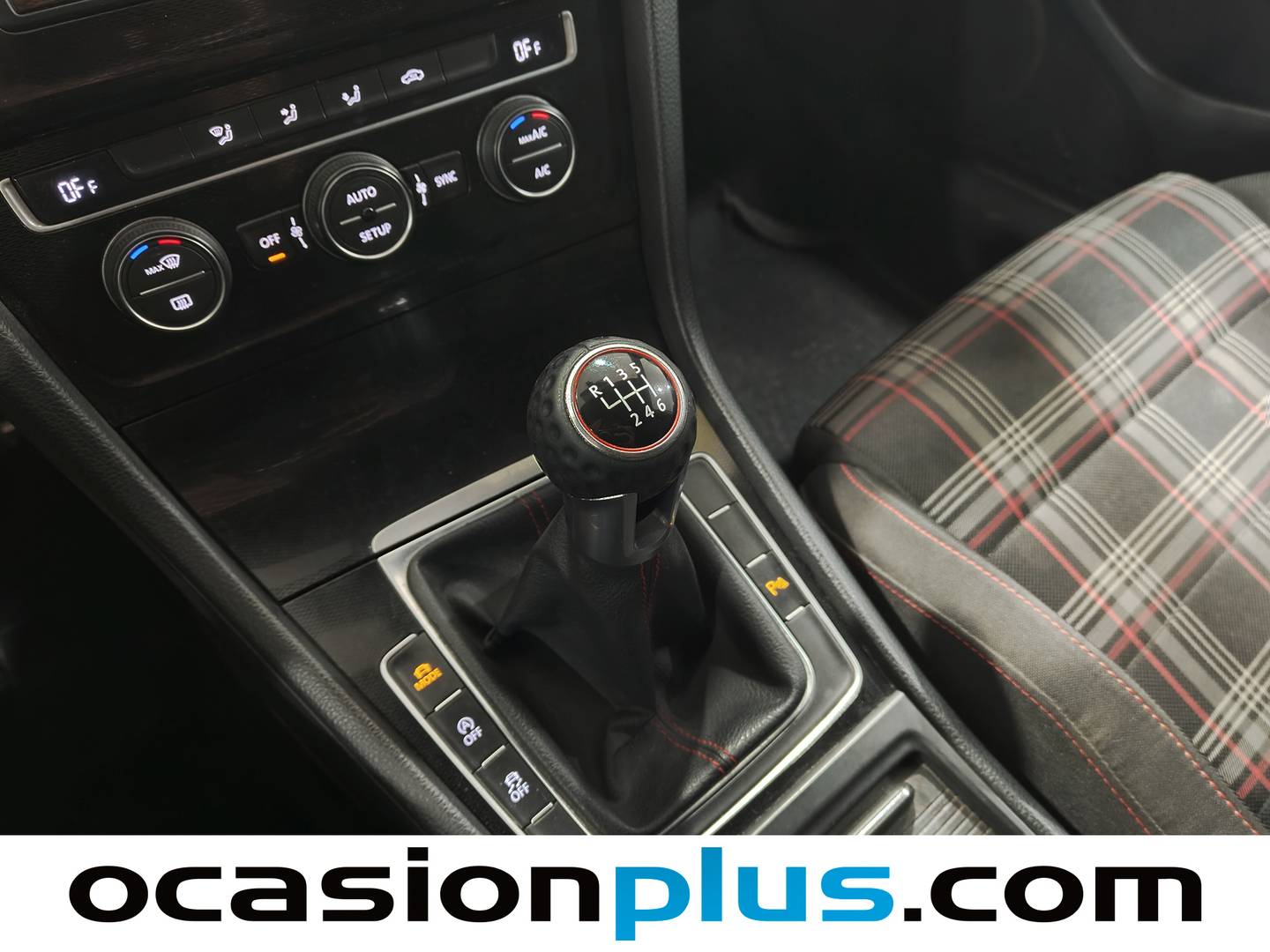 Foto Volkswagen Golf Volkswagen Golf GTI 2.0 TSI BMT  (220 CV)