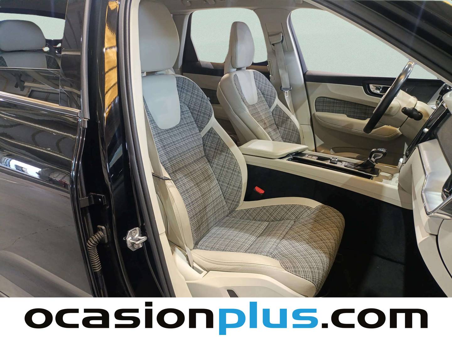 Volvo XC60 Volvo XC60 D4 Momentum Auto (190 CV) km 0