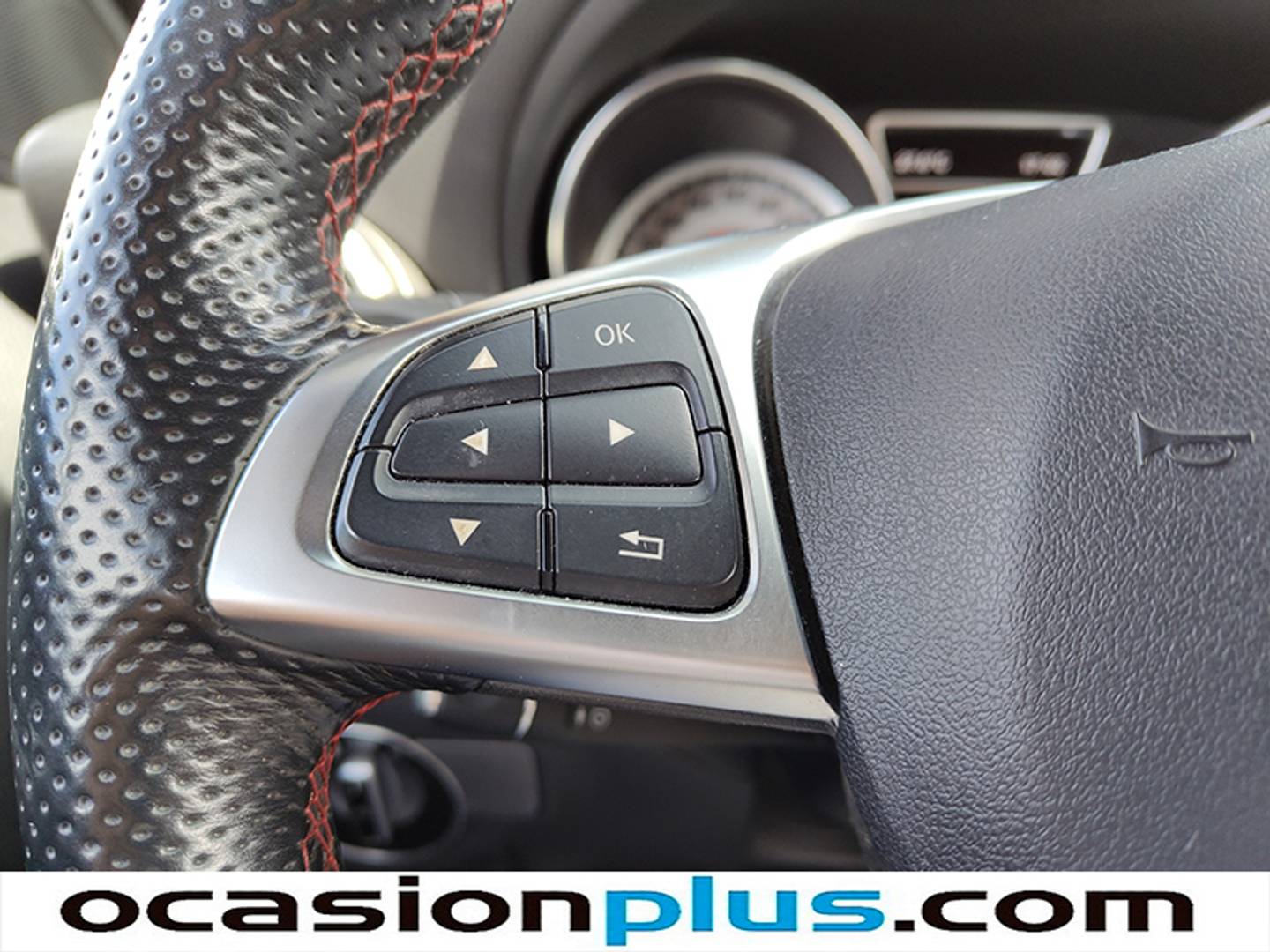 Foto Mercedes GLA Mercedes-Benz GLA 200 d AMG Line (136 CV)