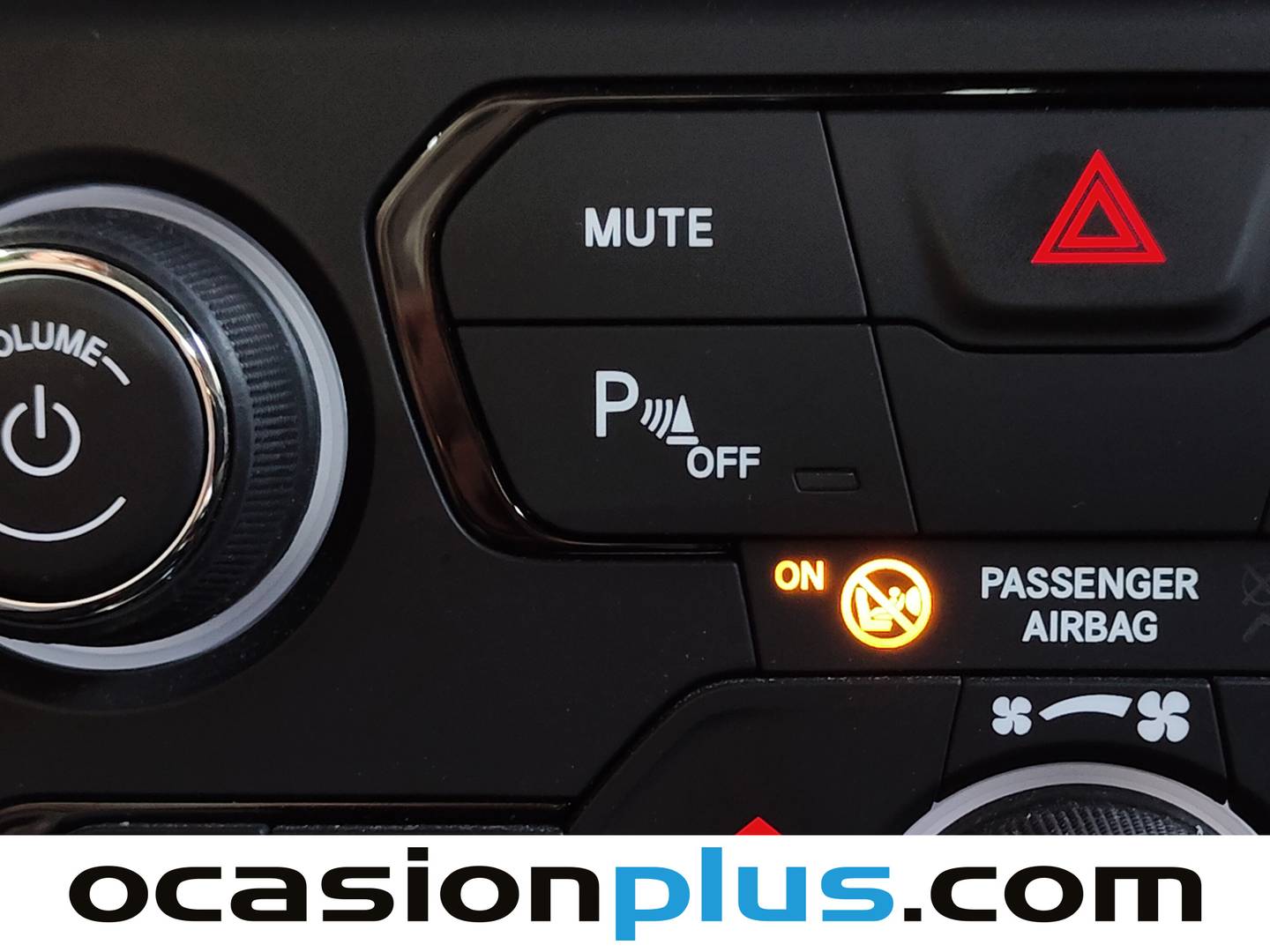 Extras del Jeep Renegade Jeep Renegade 1.0G Night Eagle II 4x2 (120 CV)