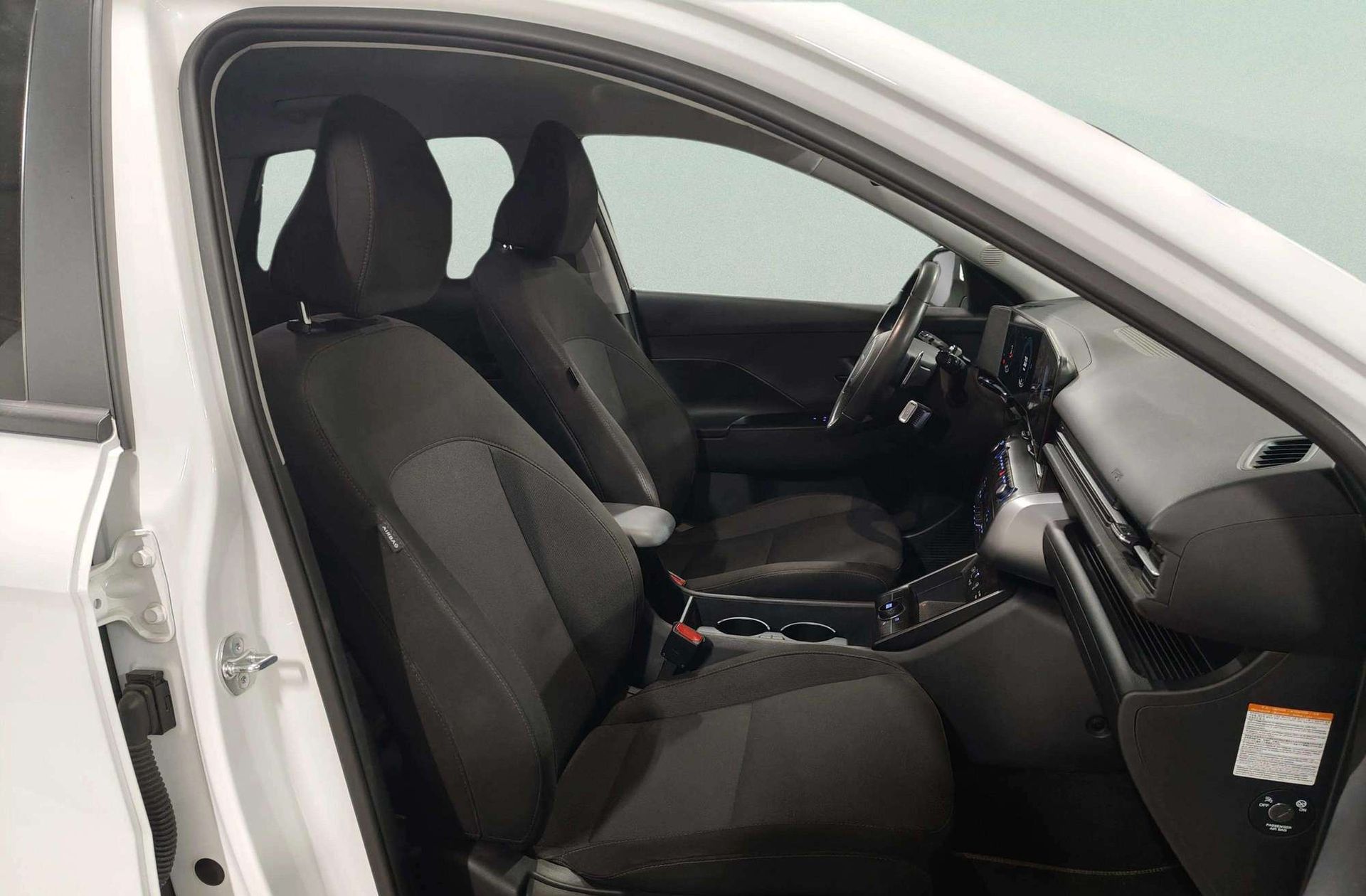 Hyundai Kona 1.6 GDI HEV Maxx DCT - foto 19