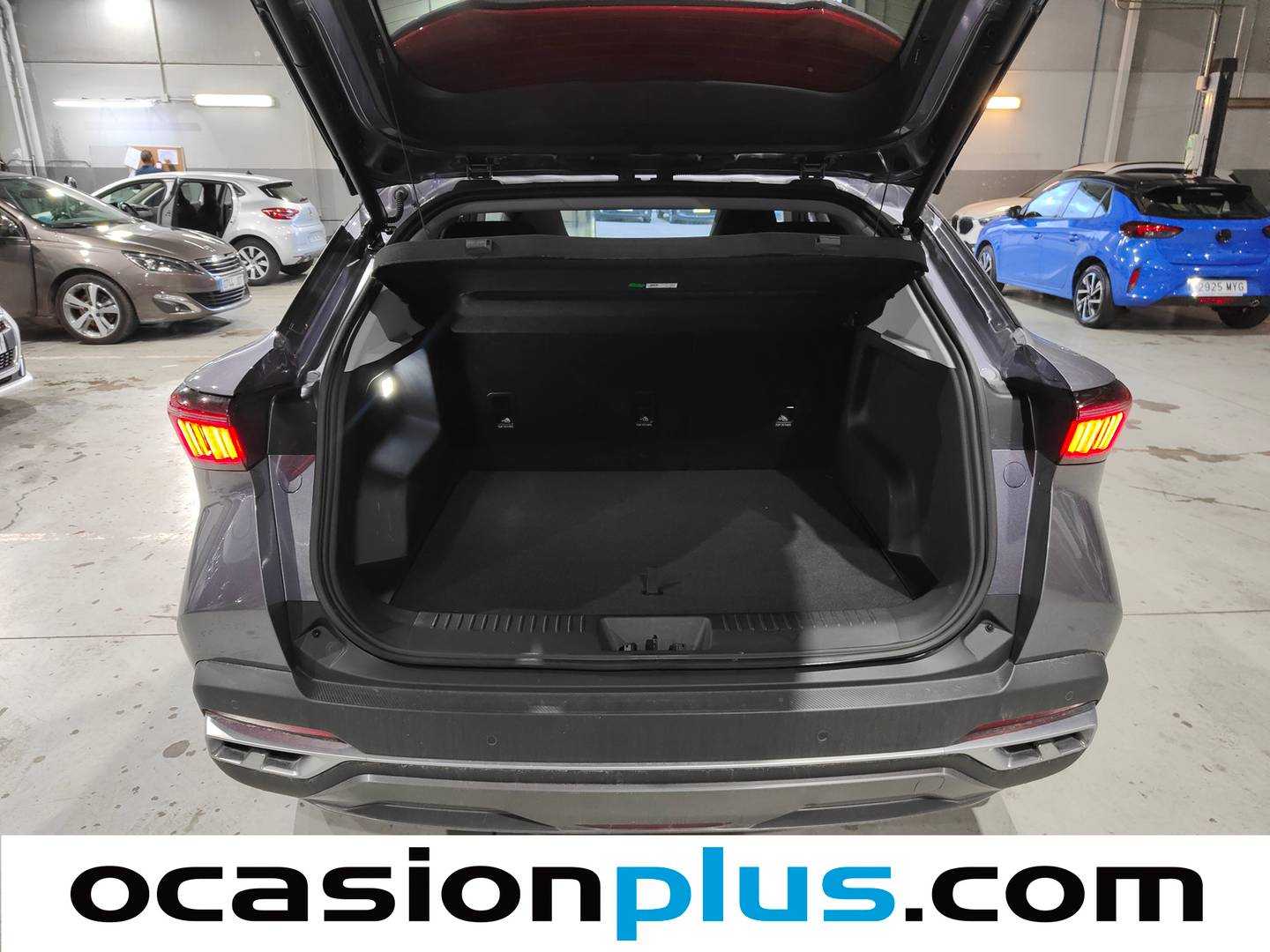 Foto OMODA 5 Omoda 5 1.6 T-GDI Premium DCT (185 CV)