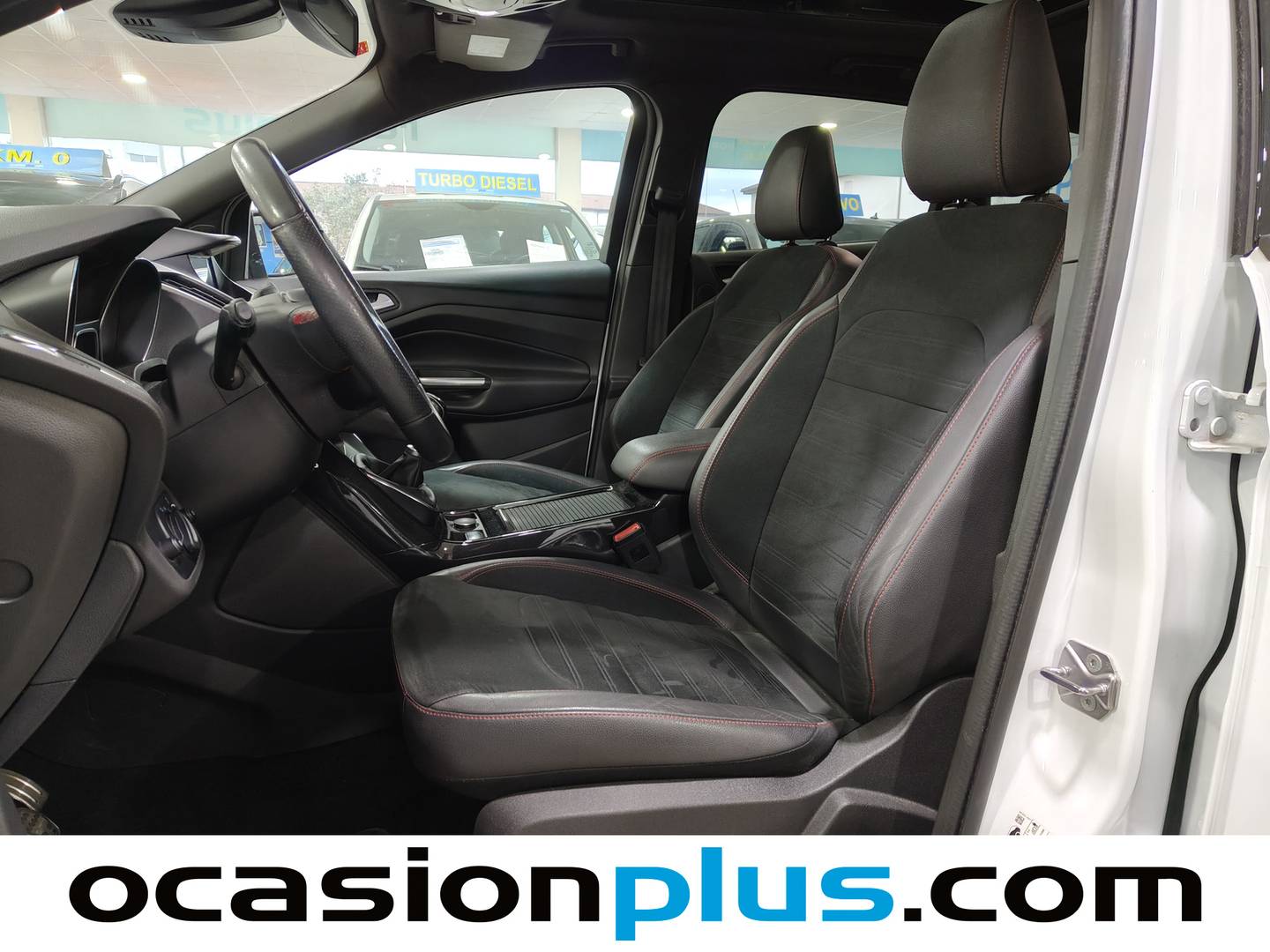 Foto Ford Kuga Ford Kuga 2.0 TDCI ST-Line Limited Edition 4x4 132 kW (180 CV)