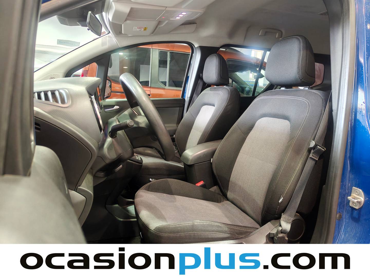 Foto asientos delanteros Mercedes Citan Mercedes Citan Combi 110 CDI Tourer Base Largo (95 CV)