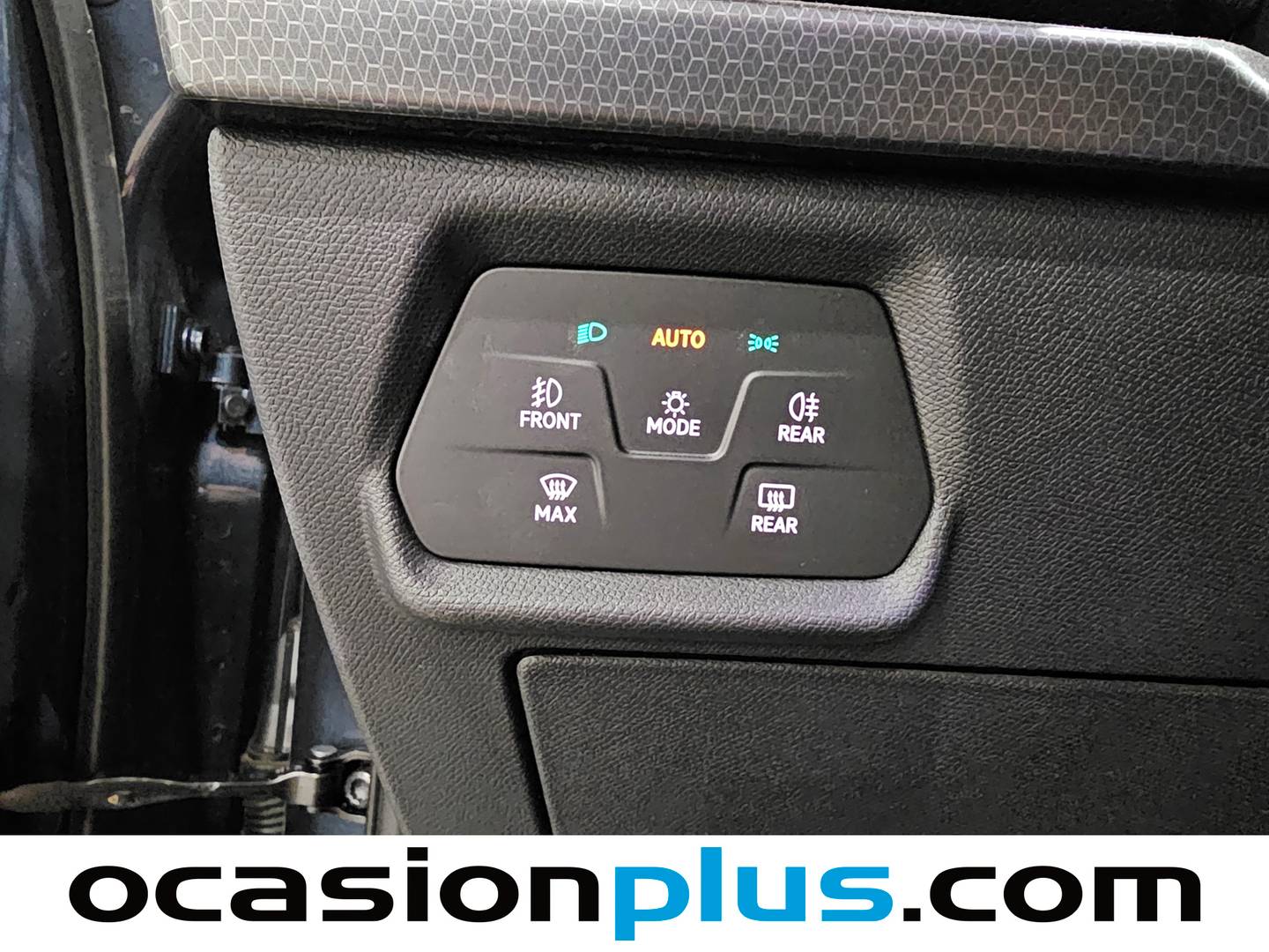 Foto Seat León SEAT León ST ST 1.5 TSI Style 25 Aniversario (115 CV)