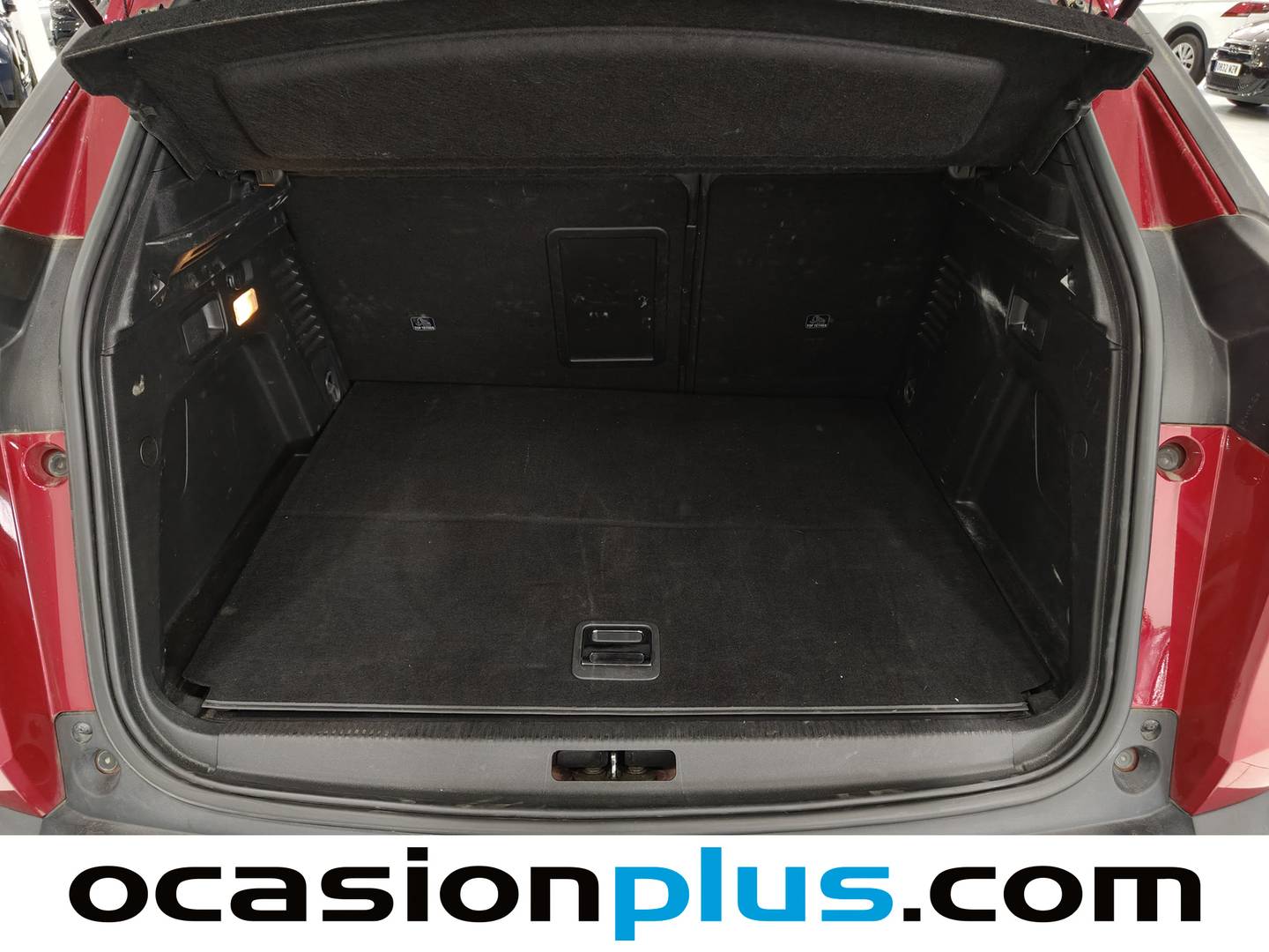 Foto Peugeot 3008 Hybrid Peugeot 3008 Hybrid 300 Allure Pack e-EAT8 (300 CV)