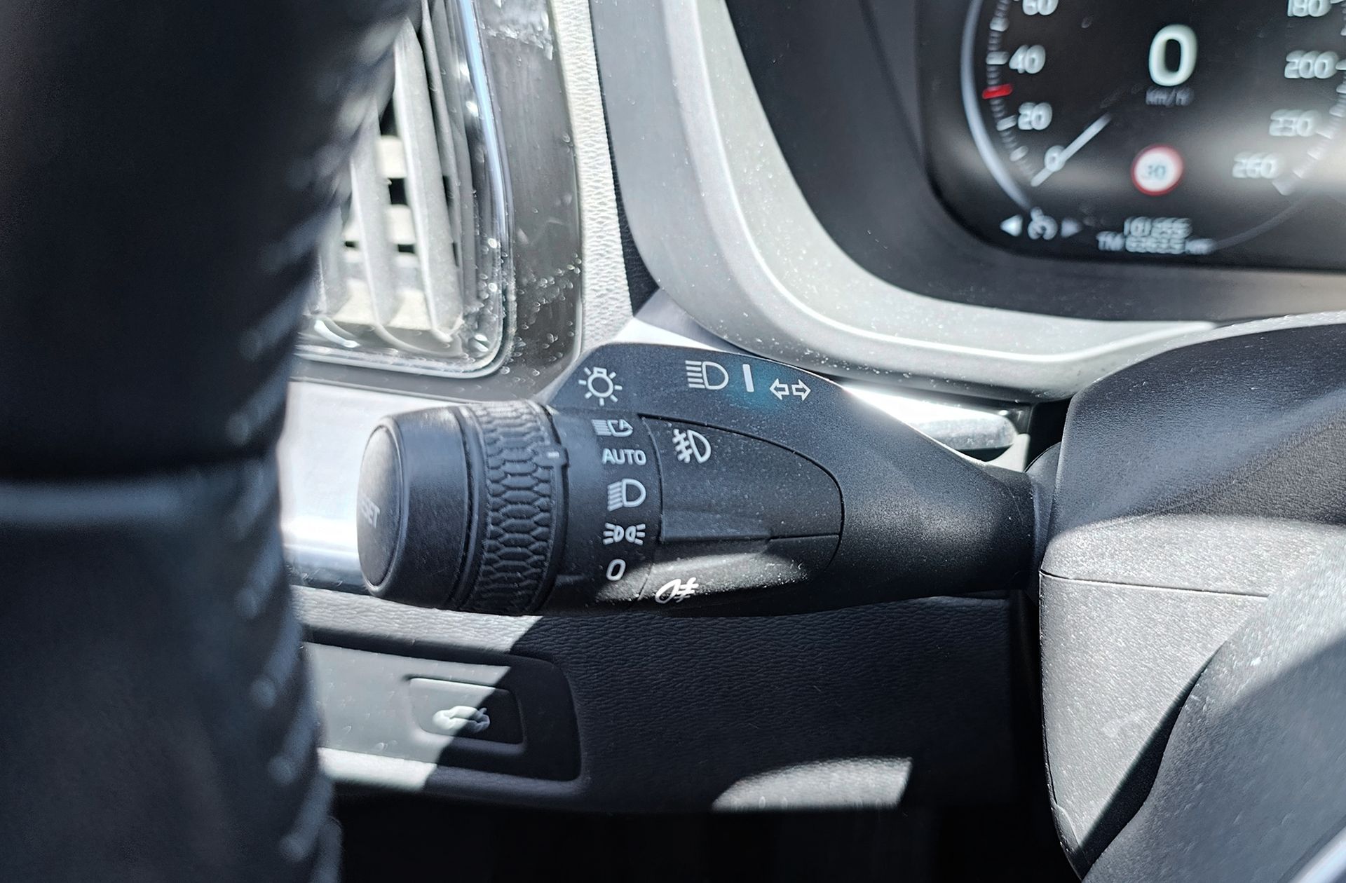 Volvo XC60 D3 Business Plus - foto 28