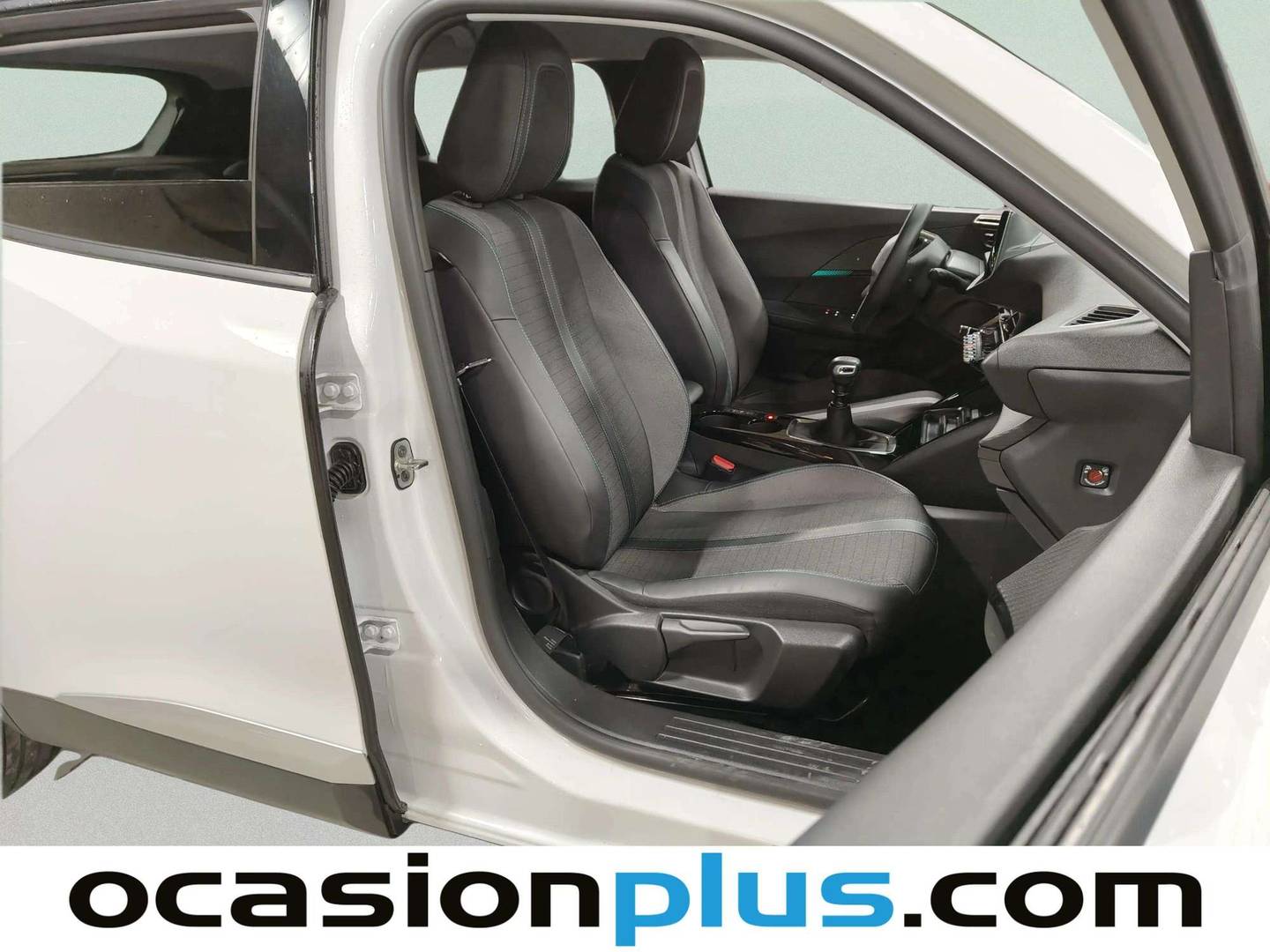 Foto Peugeot 2008 Peugeot 2008 BlueHDi 110 Allure (110 CV)